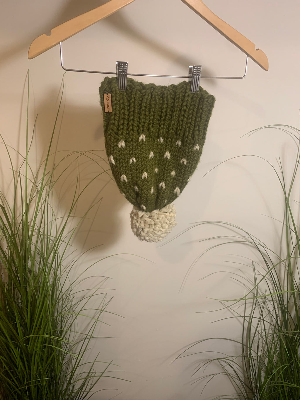 PINE CO TOQUE - Consigned with VARDO Vintage & Valuables vvvardo.ca