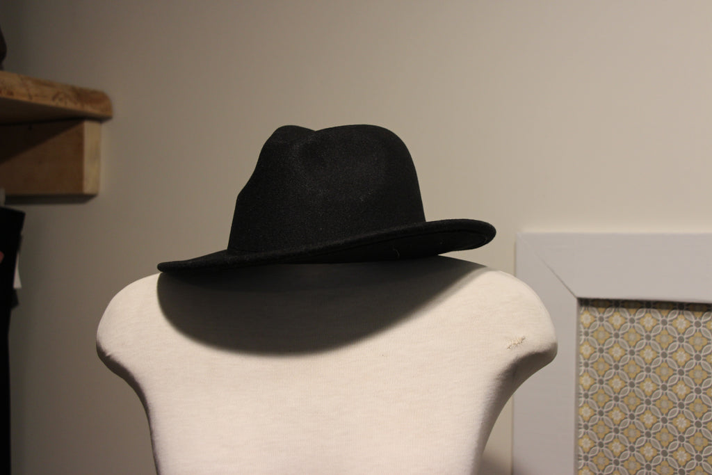 Black Canvas Aussie Hat consignment