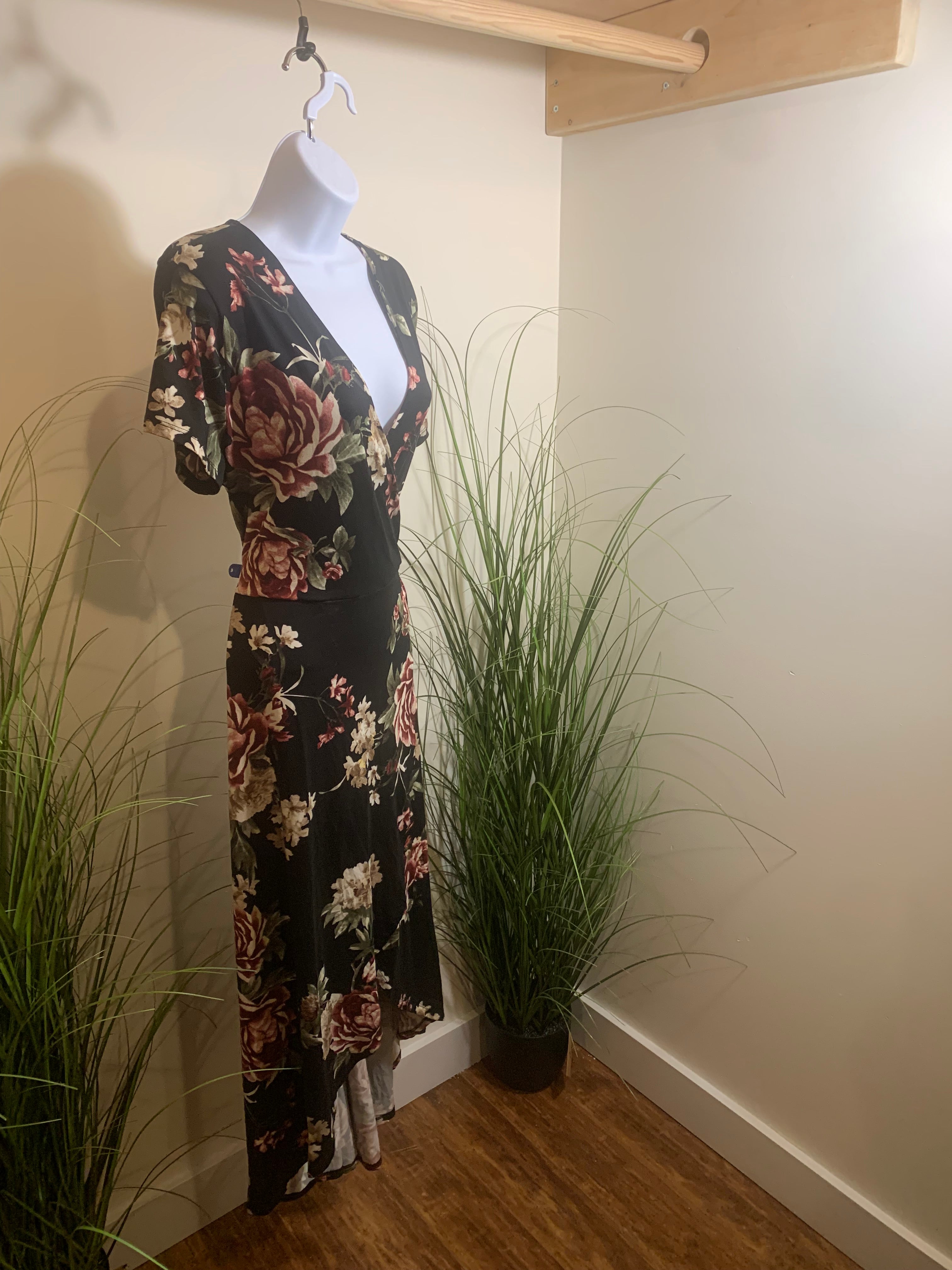 ECLIPSE WRAP AROUND FLORAL DRESS - Consigned with VARDO Vintage & Valuables vvvardo.ca