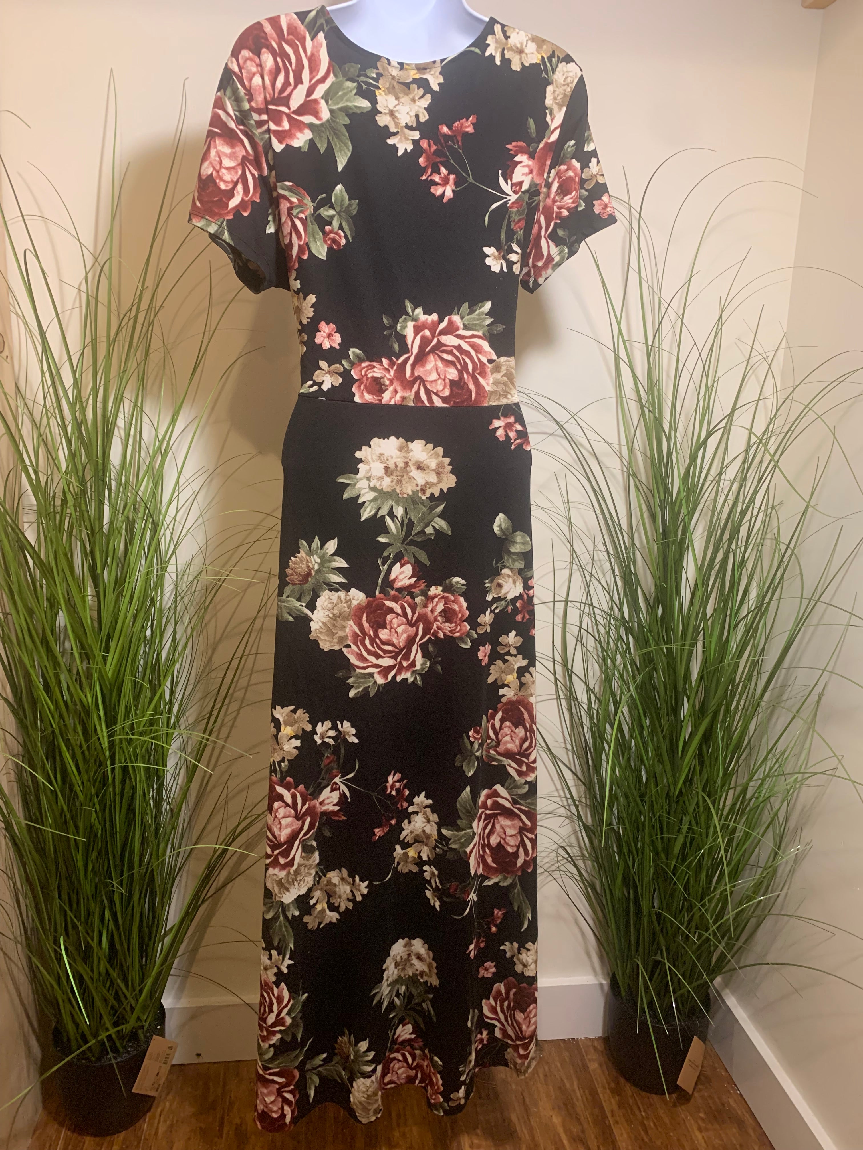 ECLIPSE WRAP AROUND FLORAL DRESS - Consigned with VARDO Vintage & Valuables vvvardo.ca