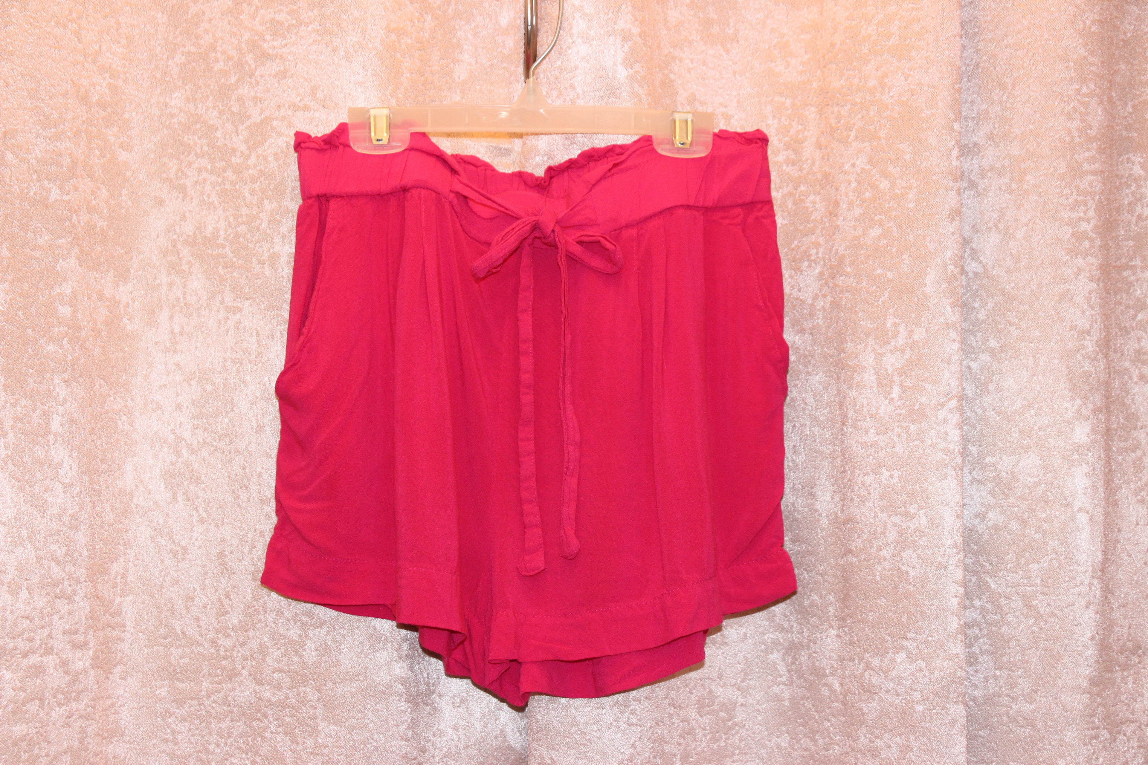Size M Streetwear Society Fuchsia Drawstring Shorts
