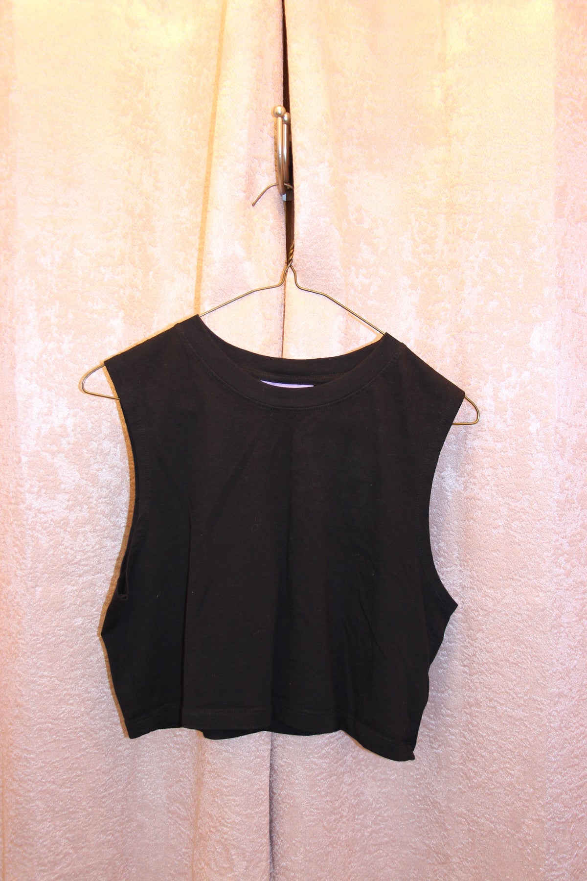Size M JJXX Sleeveless Black Crop Top Consignment