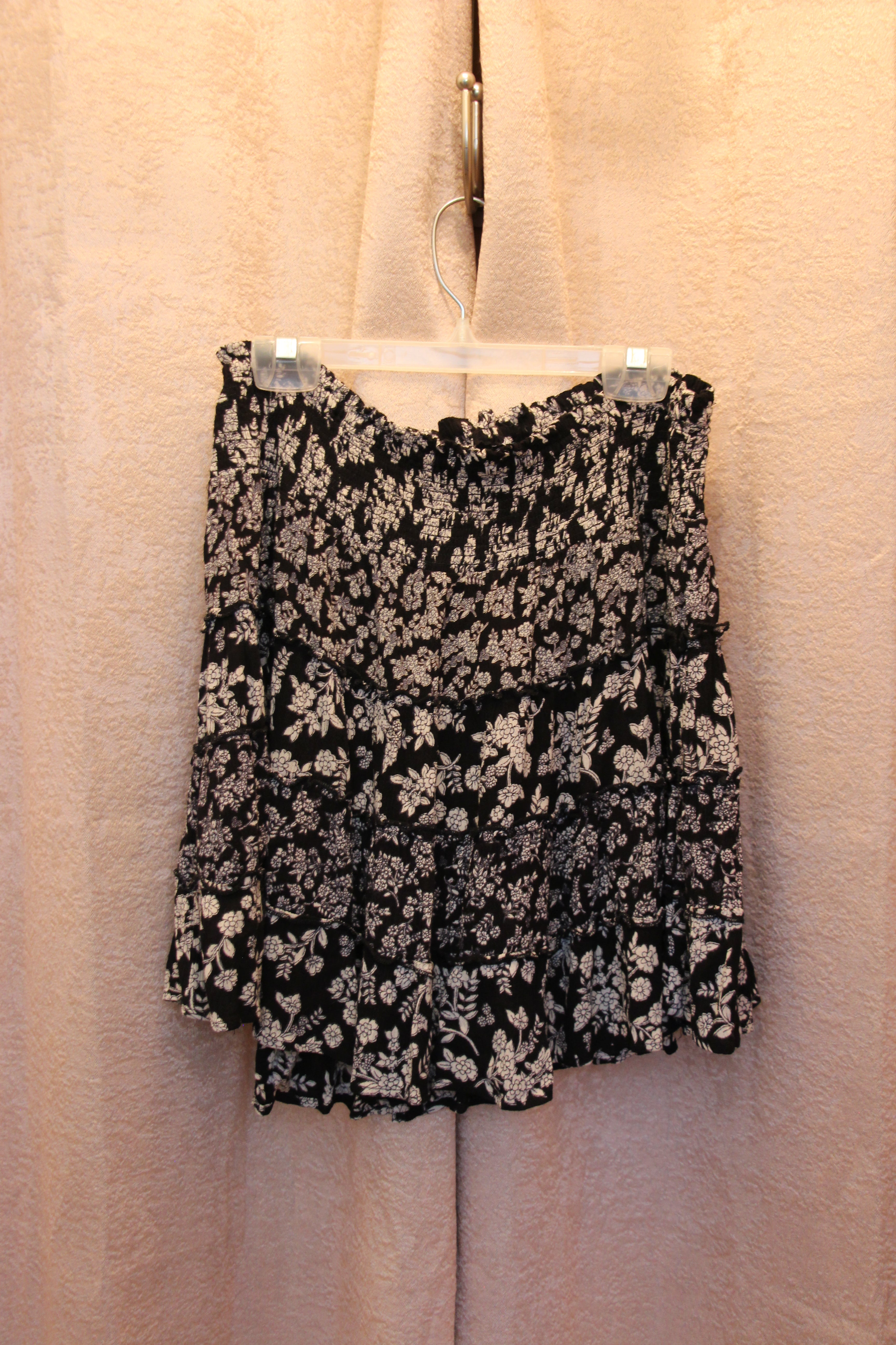 Size M Patrons of Peace Blue Floral Ruffled Mini Skirts Consignment