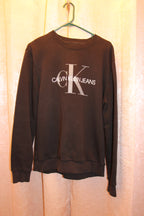 Size M Black Calvin Klein Sweat Shirt on Consignment