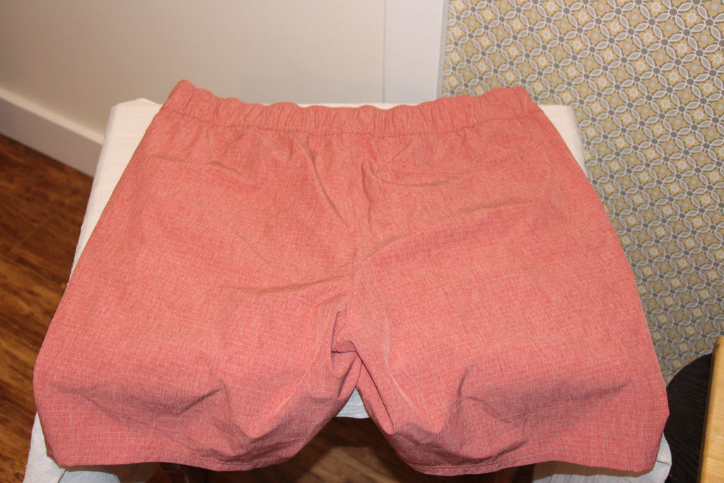Size 34 Oakley Hydrolix Pink Elastic WaistButton Zipper Closure Shorts