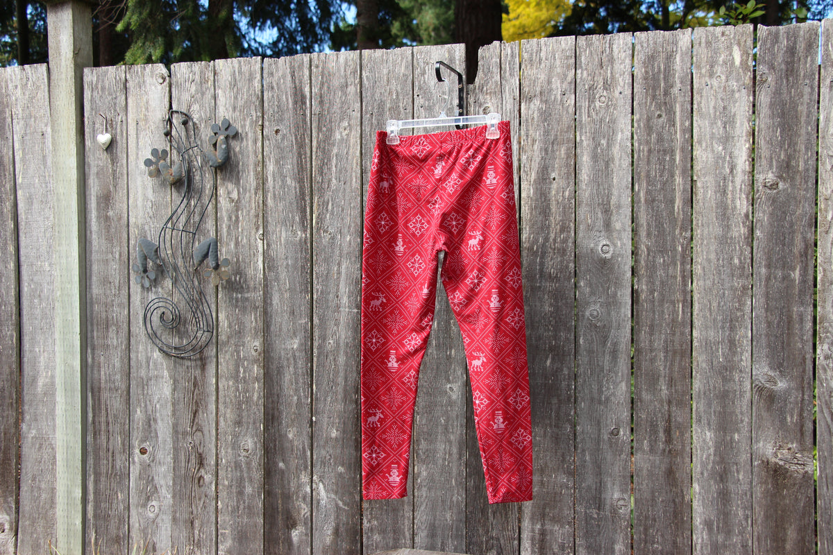 Size S/M Sweet Legs Holiday Print Red and White Stretch Pants