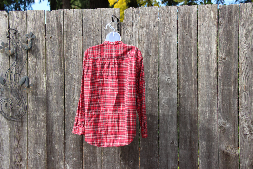 Size 14P Lands' End Red Plaid Mock Neck Button Up Long Sleeve Shirt with Pleated Chest Design