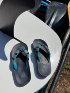 RIPZONE Flip-Flops- Consigned with VARDO Vintage & Valuables vvvardo.ca