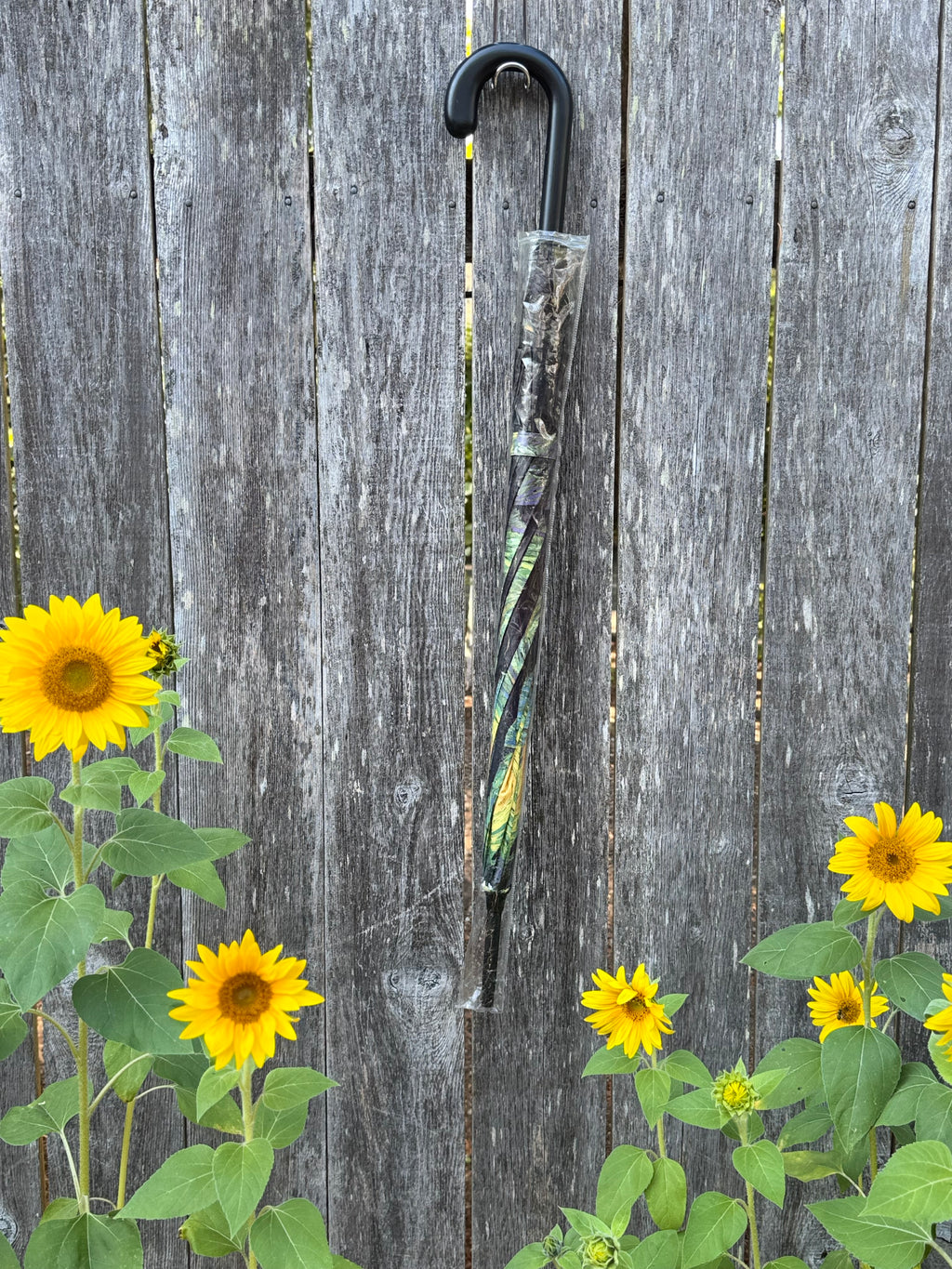 Stick Umbrella- Consigned with VARDO Vintage & Valuables vvvardo.ca