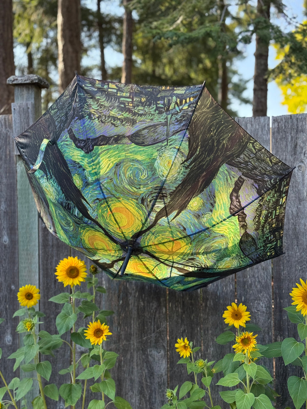 Stick Umbrella- Consigned with VARDO Vintage & Valuables vvvardo.ca