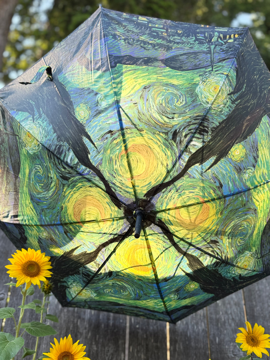 Stick Umbrella- Consigned with VARDO Vintage & Valuables vvvardo.ca