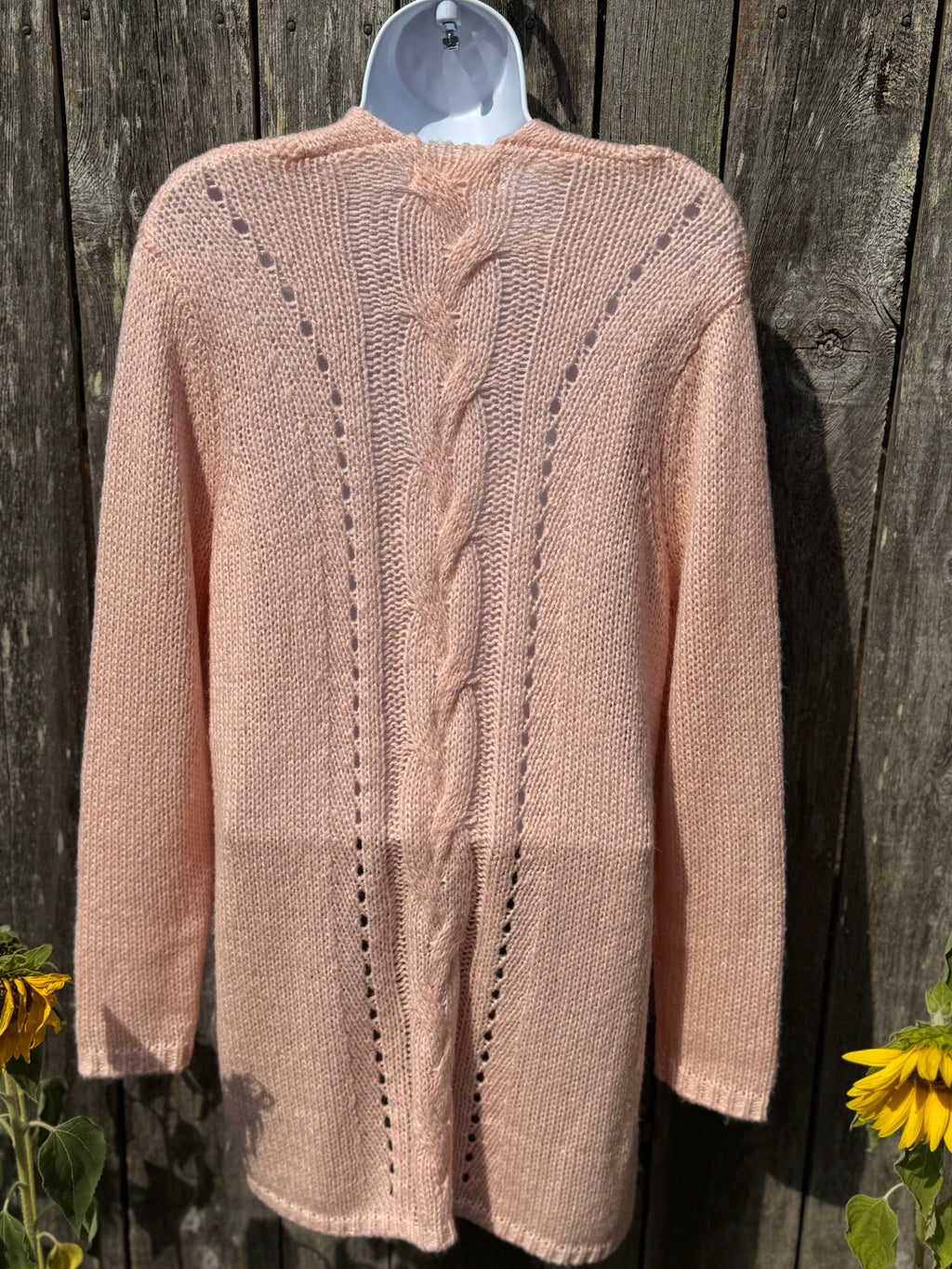 COTTON COUNTRY cardigan sweater- Consigned with VARDO Vintage & Valuables vvvardo.ca