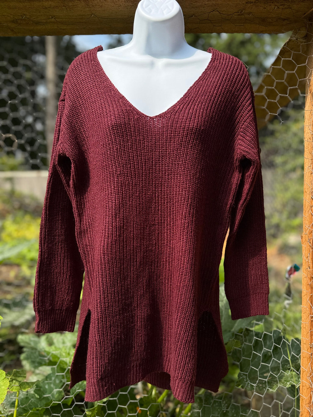 Strappy V-cutout low back sweater- Consigned with VARDO Vintage & Valuables vvvardo.ca