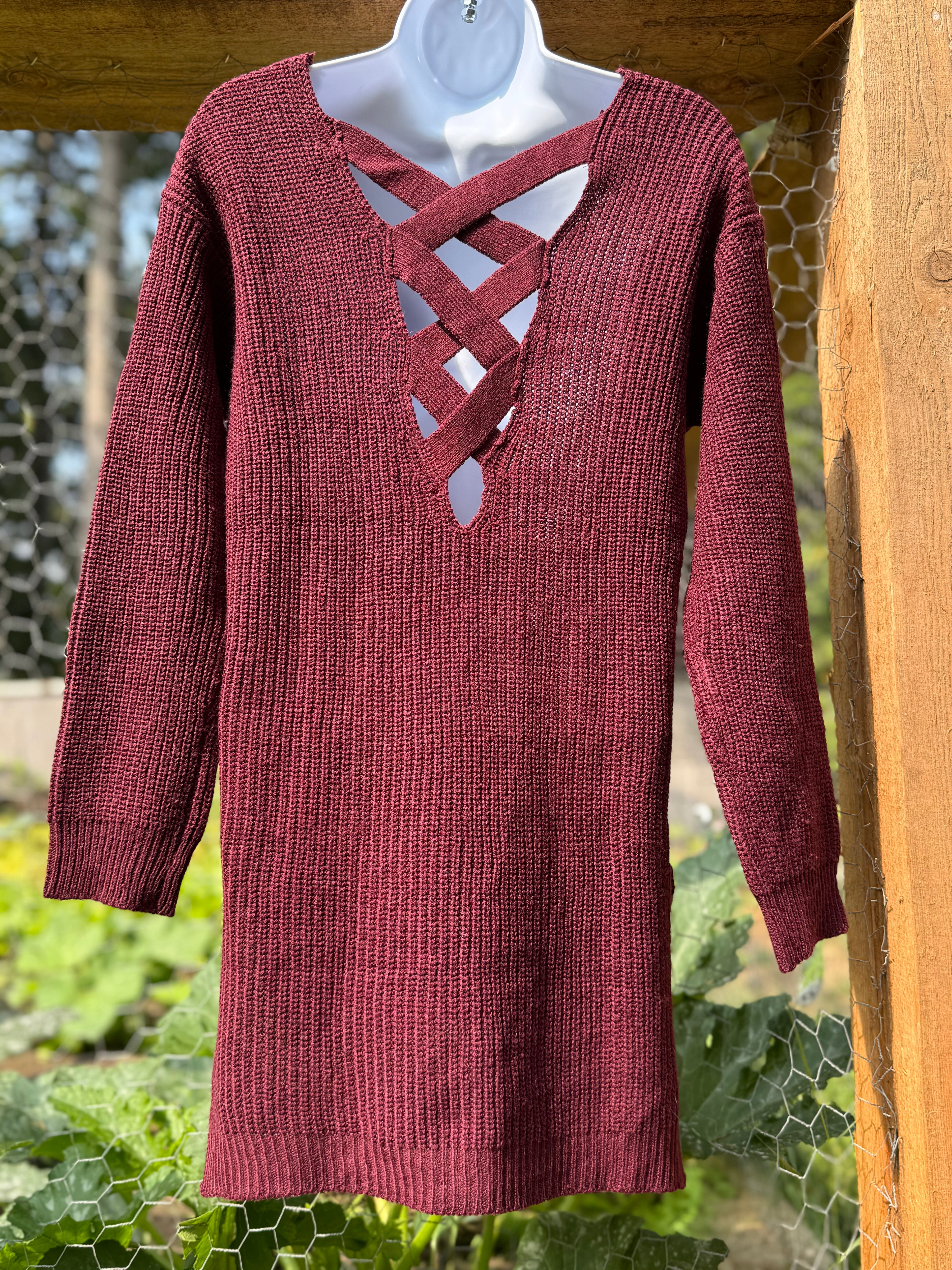 Strappy V-cutout low back sweater- Consigned with VARDO Vintage & Valuables vvvardo.ca