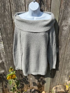 URBAN HERITAGE off the Shoulder Sweater- Consigned with VARDO Vintage & Valuables vvvardo.ca