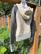 NIKE zip-up sweater hoodie- Consigned with VARDO Vintage & Valuables vvvardo.ca