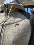 NIKE zip-up sweater hoodie- Consigned with VARDO Vintage & Valuables vvvardo.ca