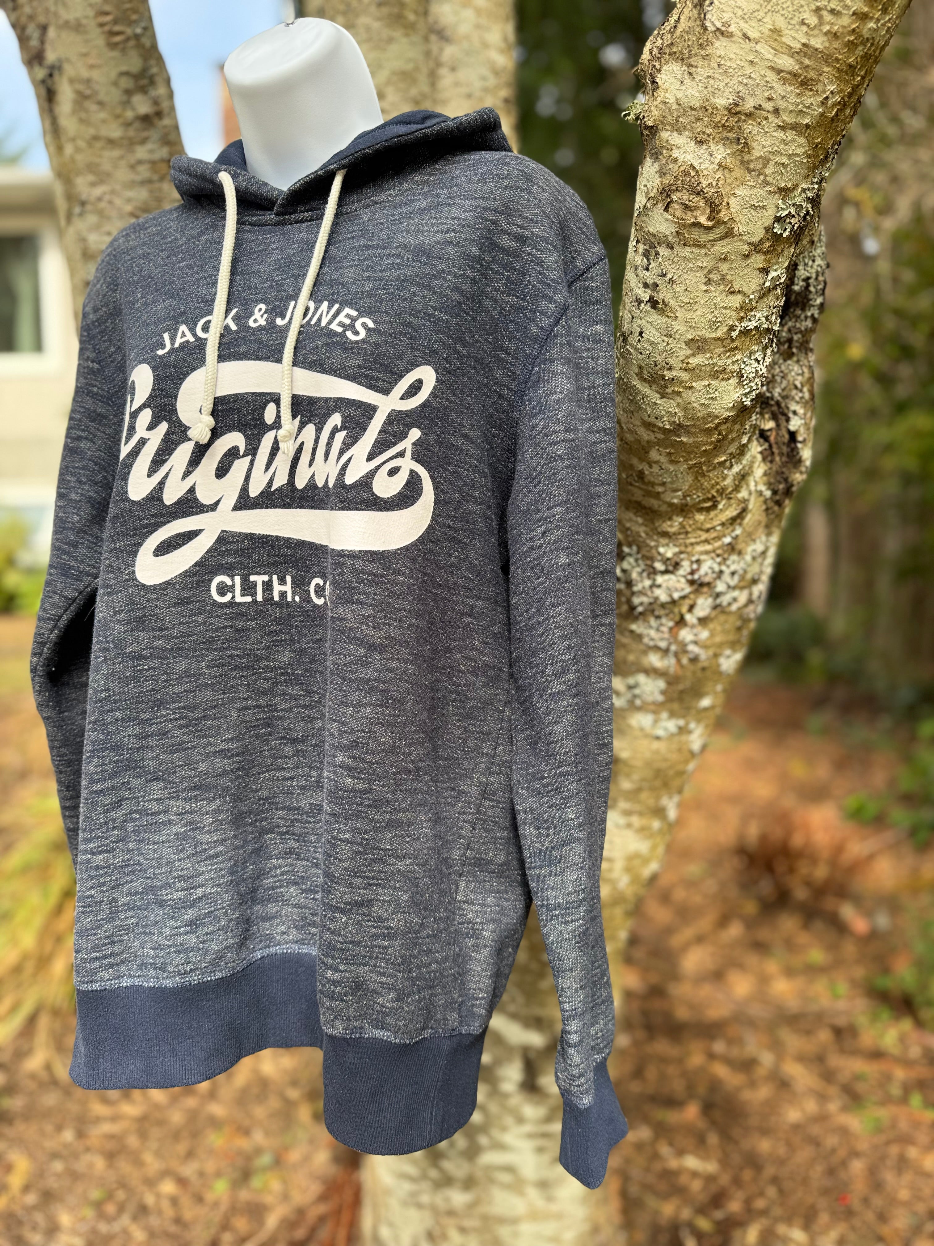 JACK & JONES hoodie- Consigned with VARDO Vintage & Valuables vvvardo.ca