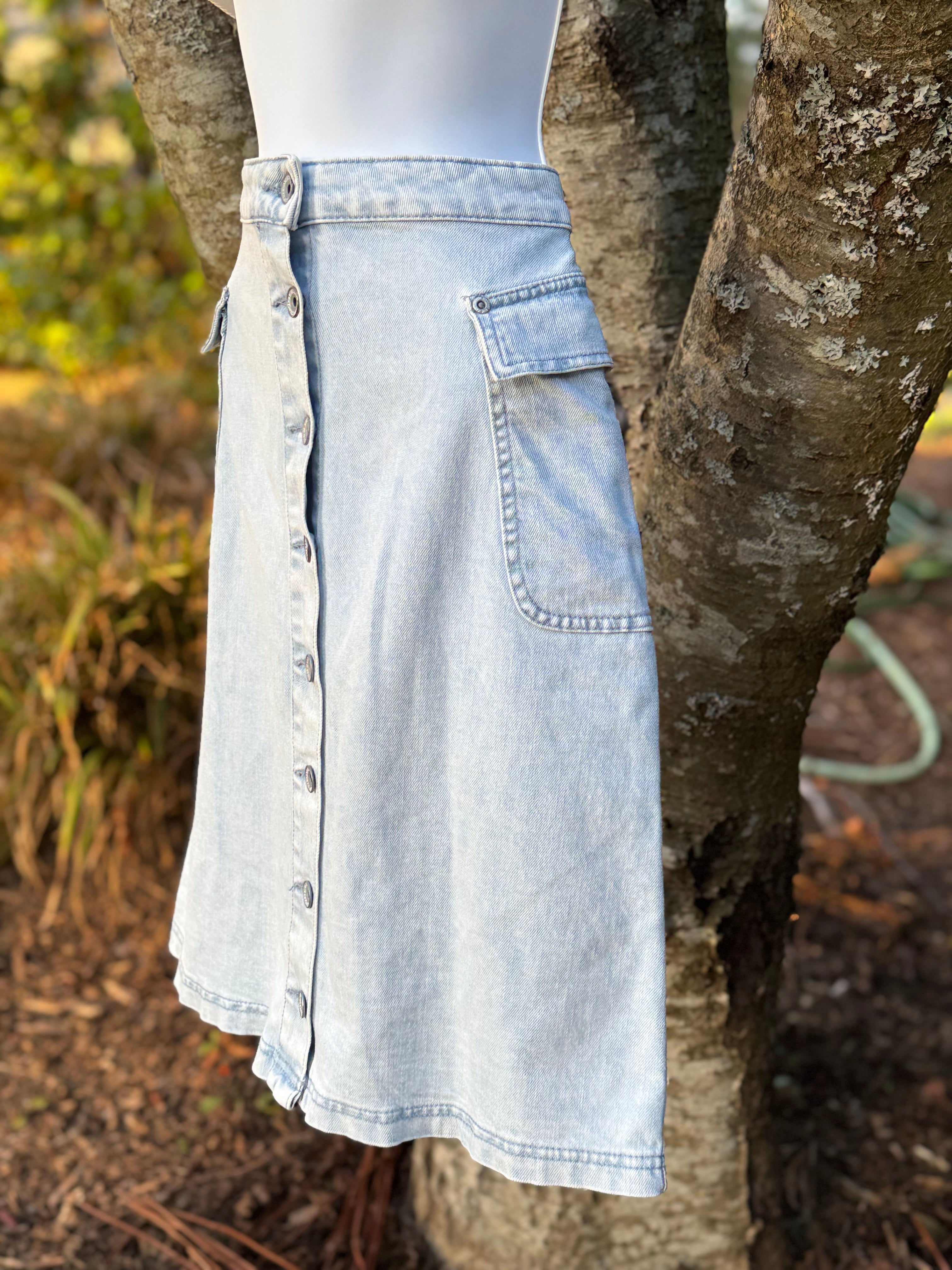 SUPERDRY jean skirt- Consigned with VARDO Vintage & Valuables vvvardo.ca