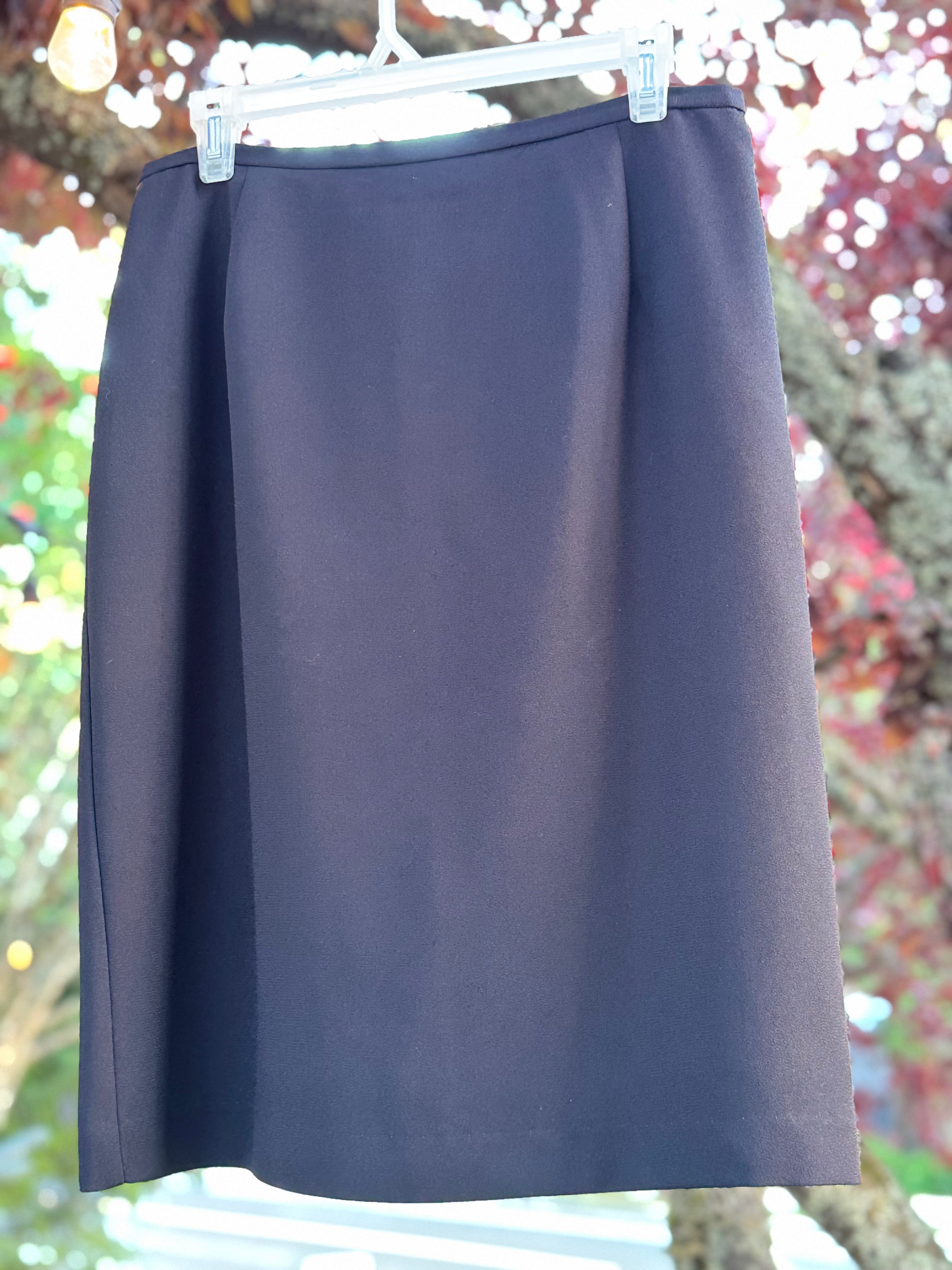 PRINCIPLES sheath skirt- Consigned with VARDO Vintage & Valuables vvvardo.ca