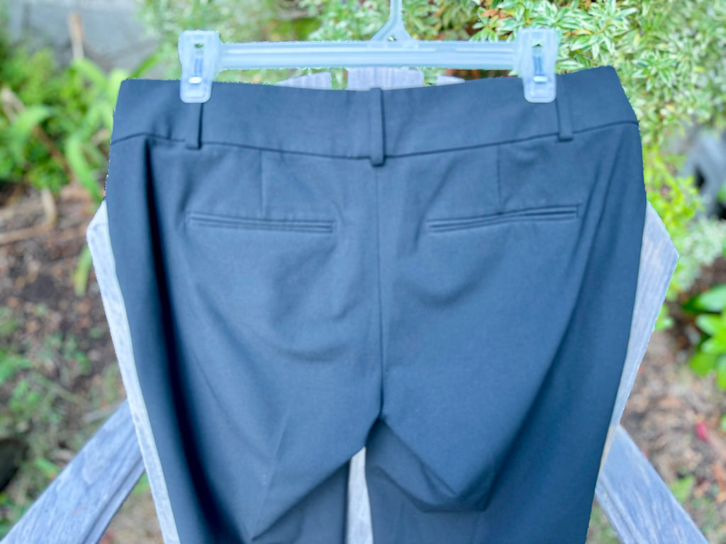 ANN TAYLOR straight-leg pants- Consigned with VARDO Vintage & Valuables vvvardo.ca