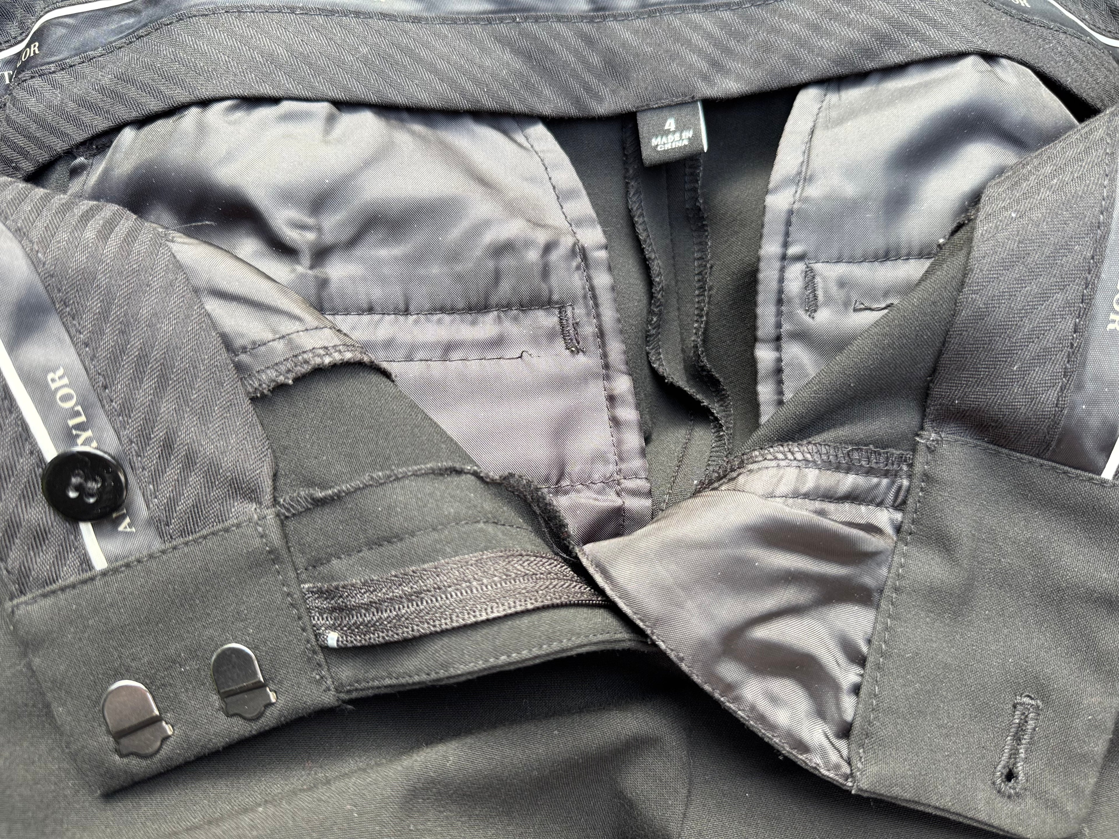 ANN TAYLOR straight-leg pants- Consigned with VARDO Vintage & Valuables vvvardo.ca