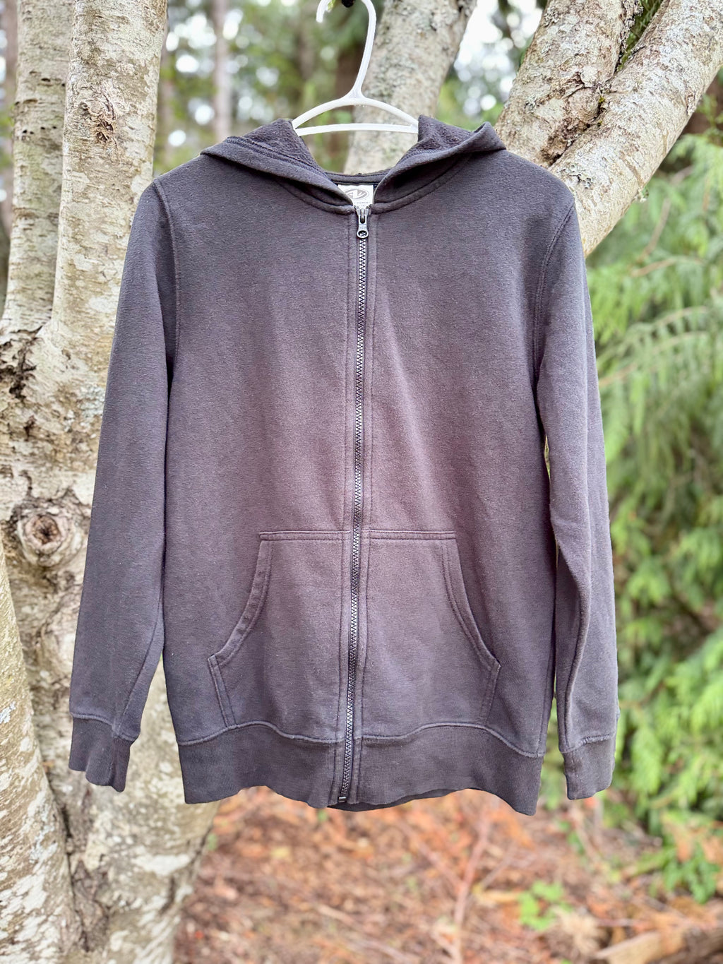 ATHLETIC WORKS hoodie- Consigned with VARDO Vintage & Valuables vvvardo.ca