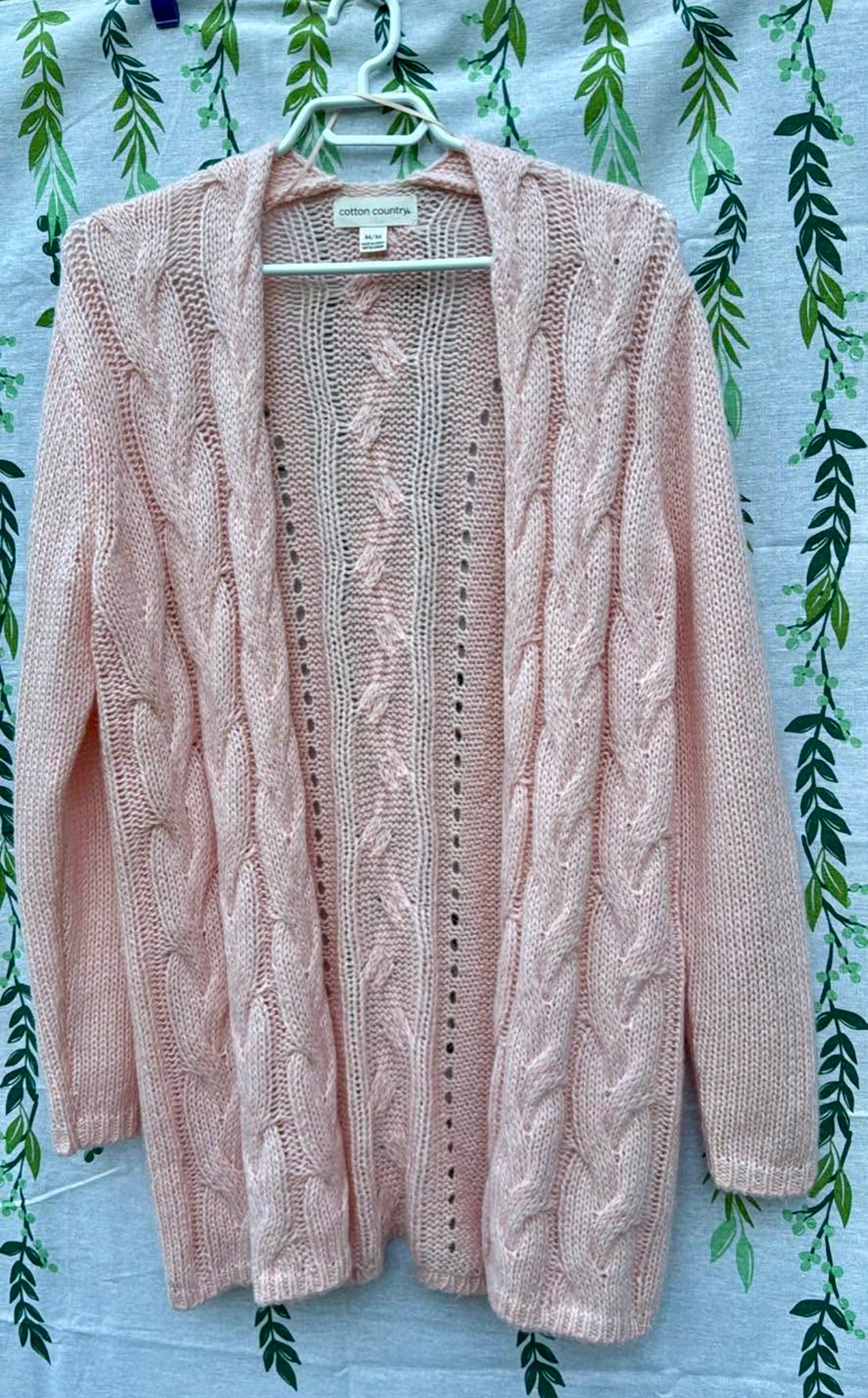 COTTON COUNTRY cardigan sweater- Consigned with VARDO Vintage & Valuables vvvardo.ca