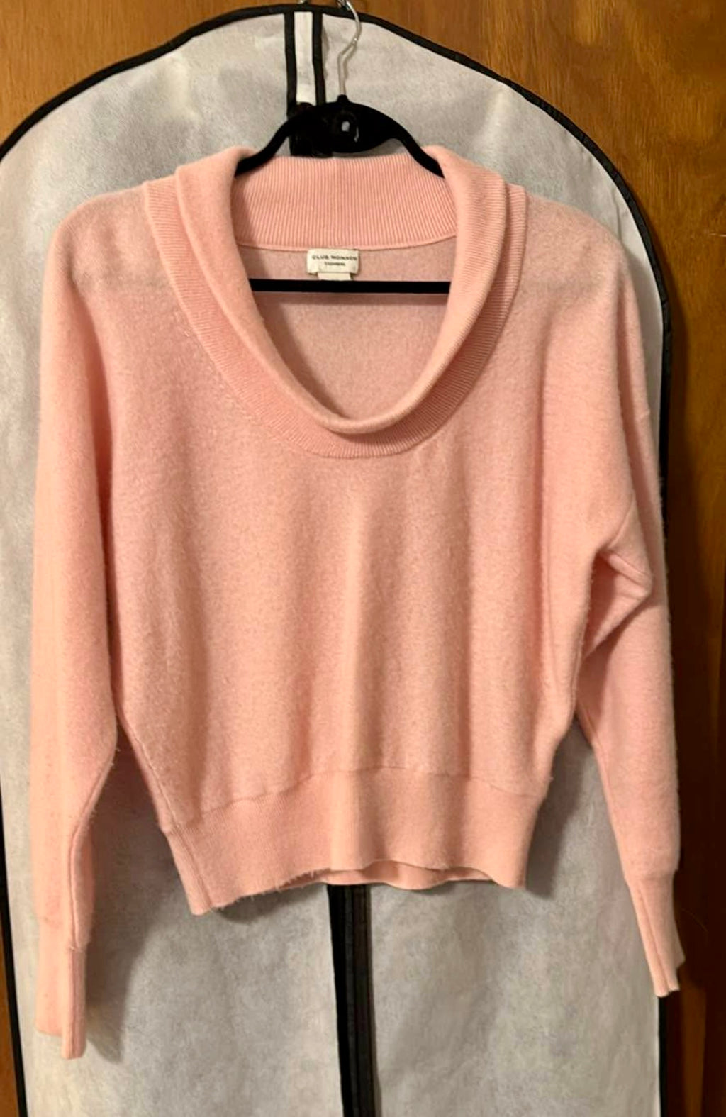 CLUB MONACO Cashmere Sweater- Consigned with VARDO Vintage & Valuables vvvardo.ca