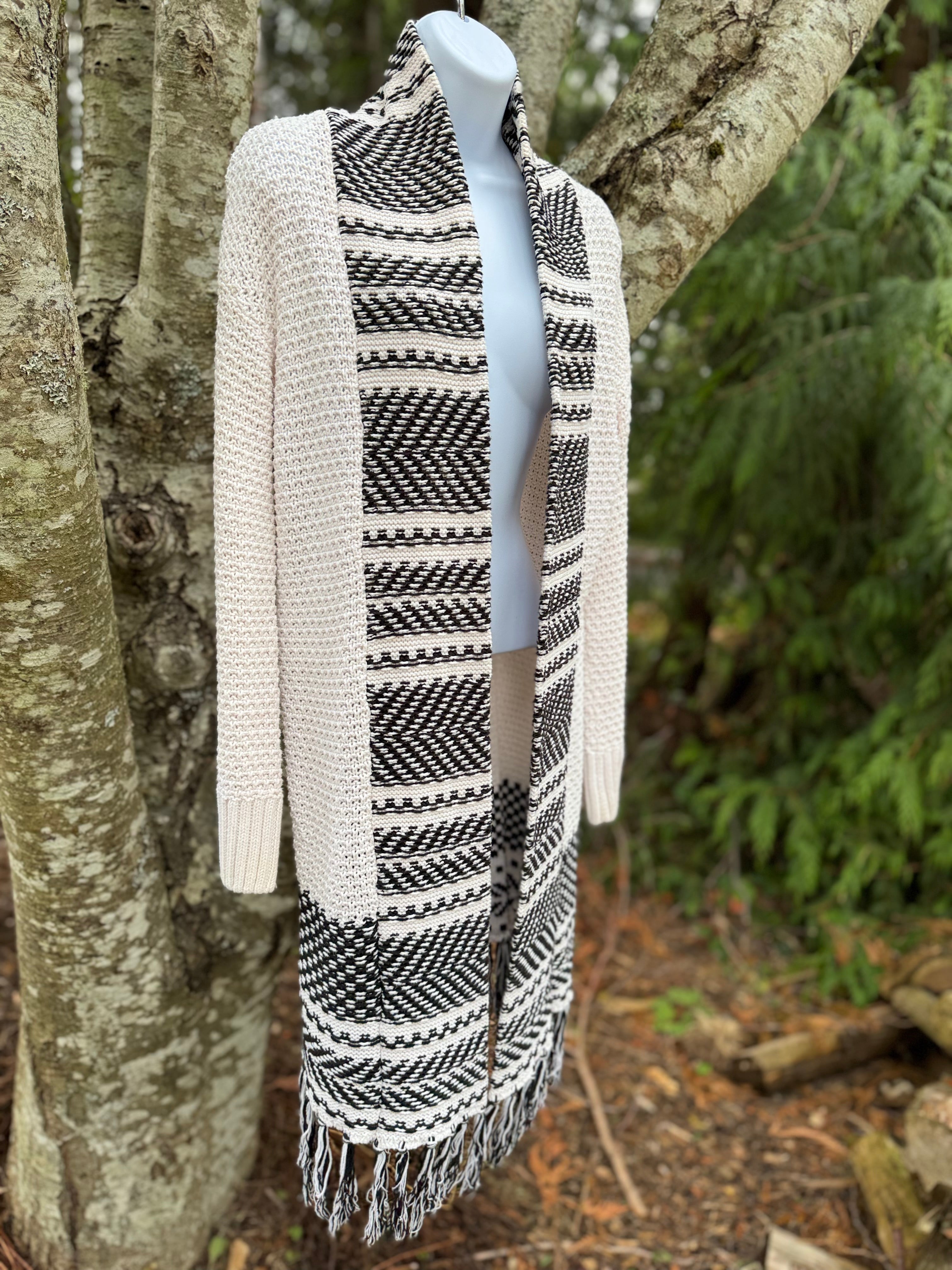 H&M boho fringe open cardigan- Consigned with VARDO Vintage & Valuables vvvardo.ca