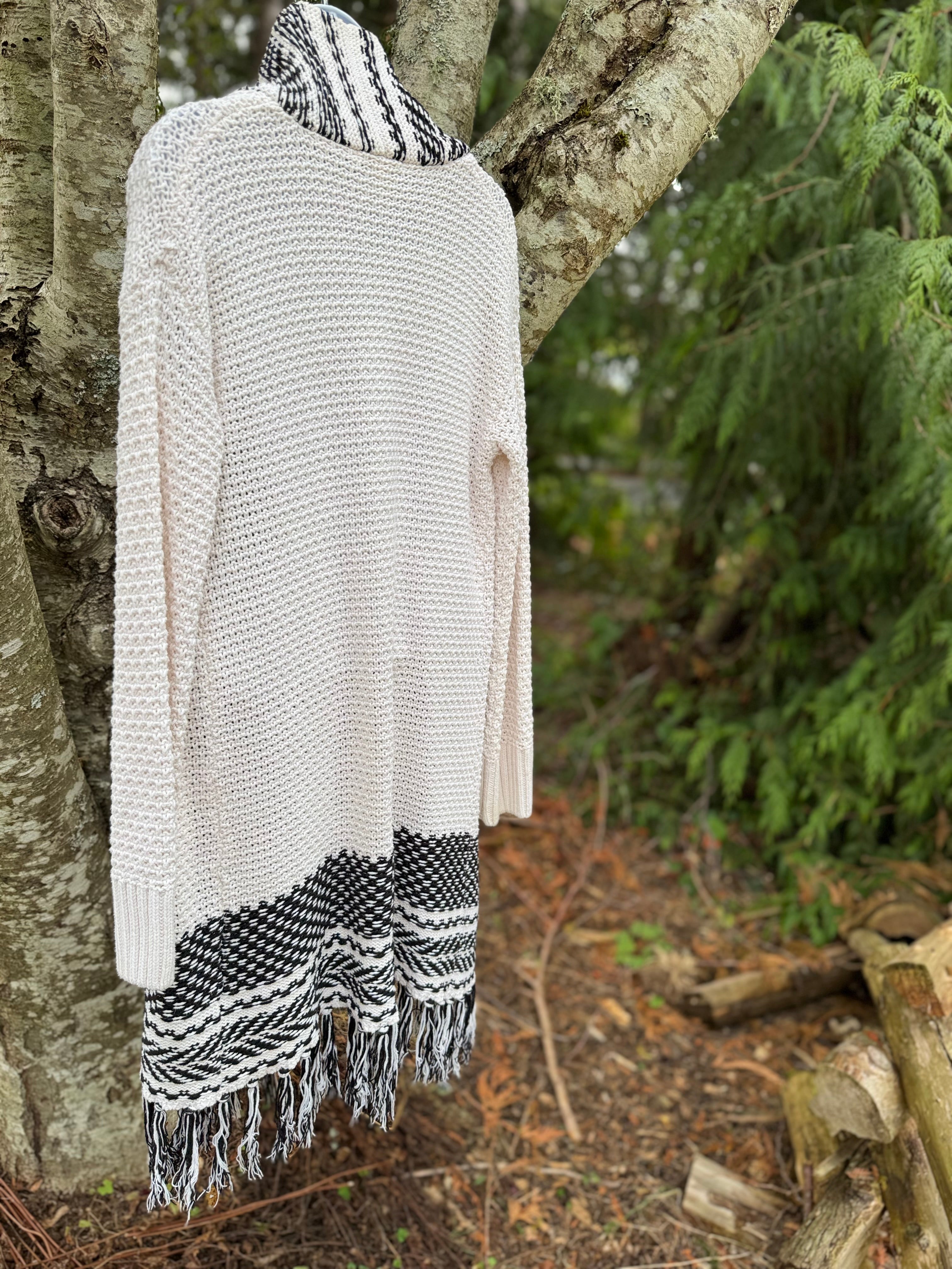 H&M boho fringe open cardigan- Consigned with VARDO Vintage & Valuables vvvardo.ca