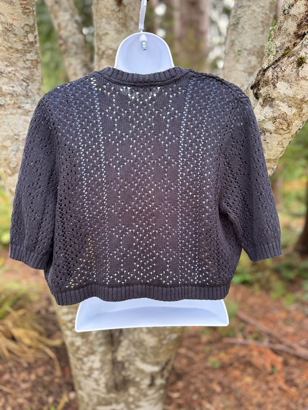 CROFT & BARROW curved cardigan- Consigned with VARDO Vintage & Valuables vvvardo.ca