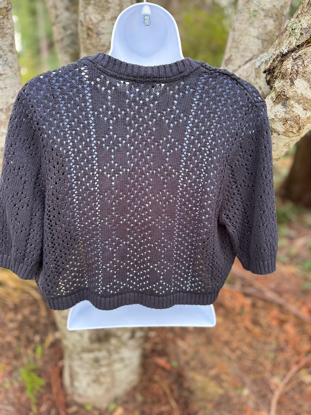 CROFT & BARROW curved cardigan- Consigned with VARDO Vintage & Valuables vvvardo.ca