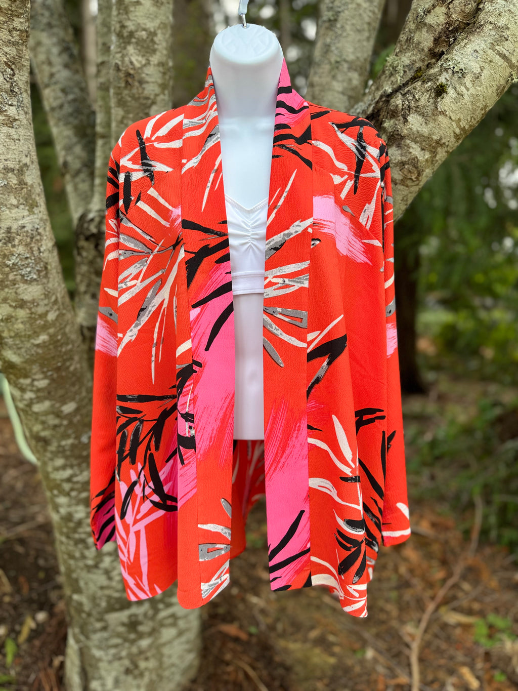 N NATORI kimono style jacket- Consigned with VARDO Vintage & Valuables vvvardo.ca