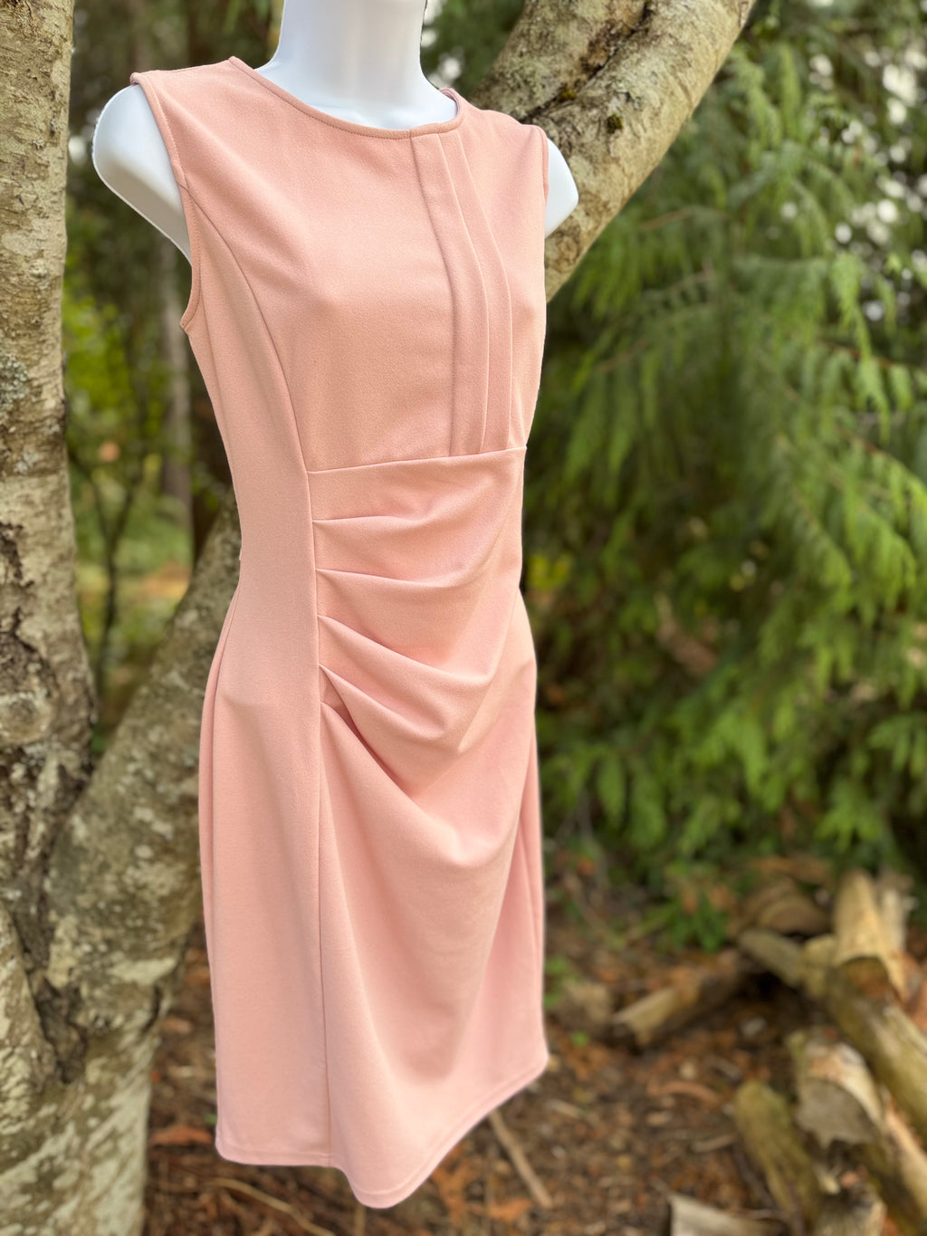 MIUSOL ruched pencil dress- Consigned with VARDO Vintage & Valuables vvvardo.ca