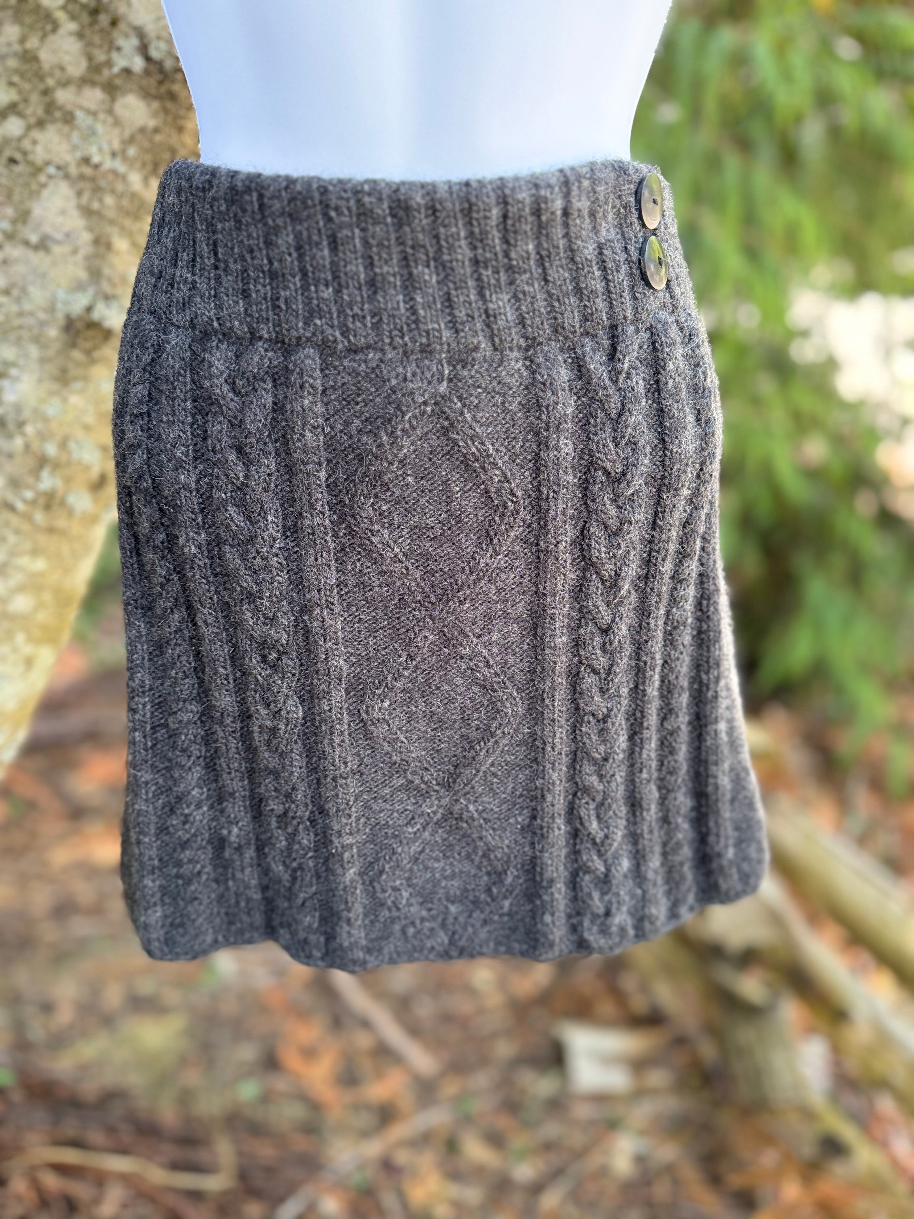 LAUNDROMAT lined wool skirt- Consigned with VARDO Vintage & Valuables vvvardo.ca