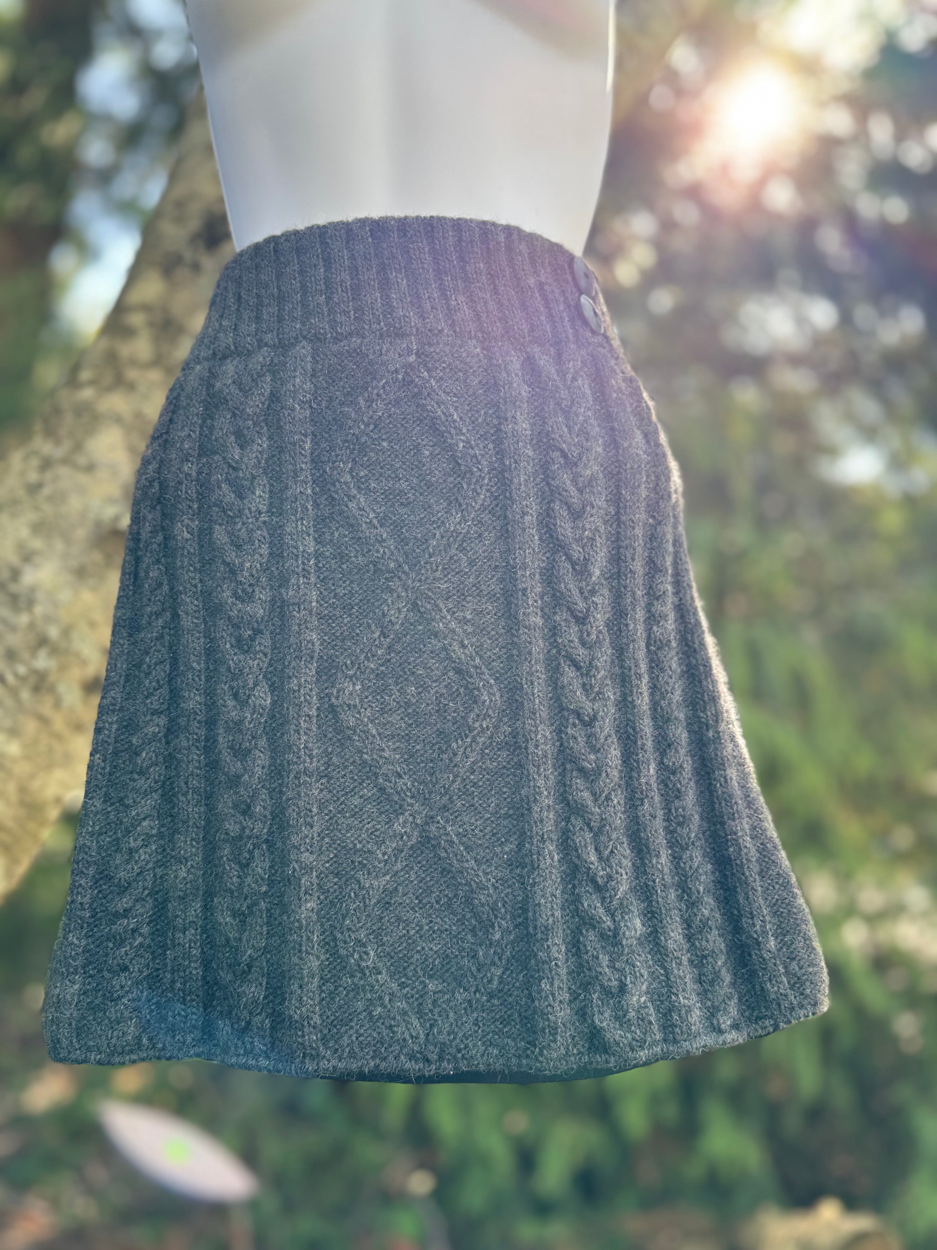 LAUNDROMAT lined wool skirt- Consigned with VARDO Vintage & Valuables vvvardo.ca