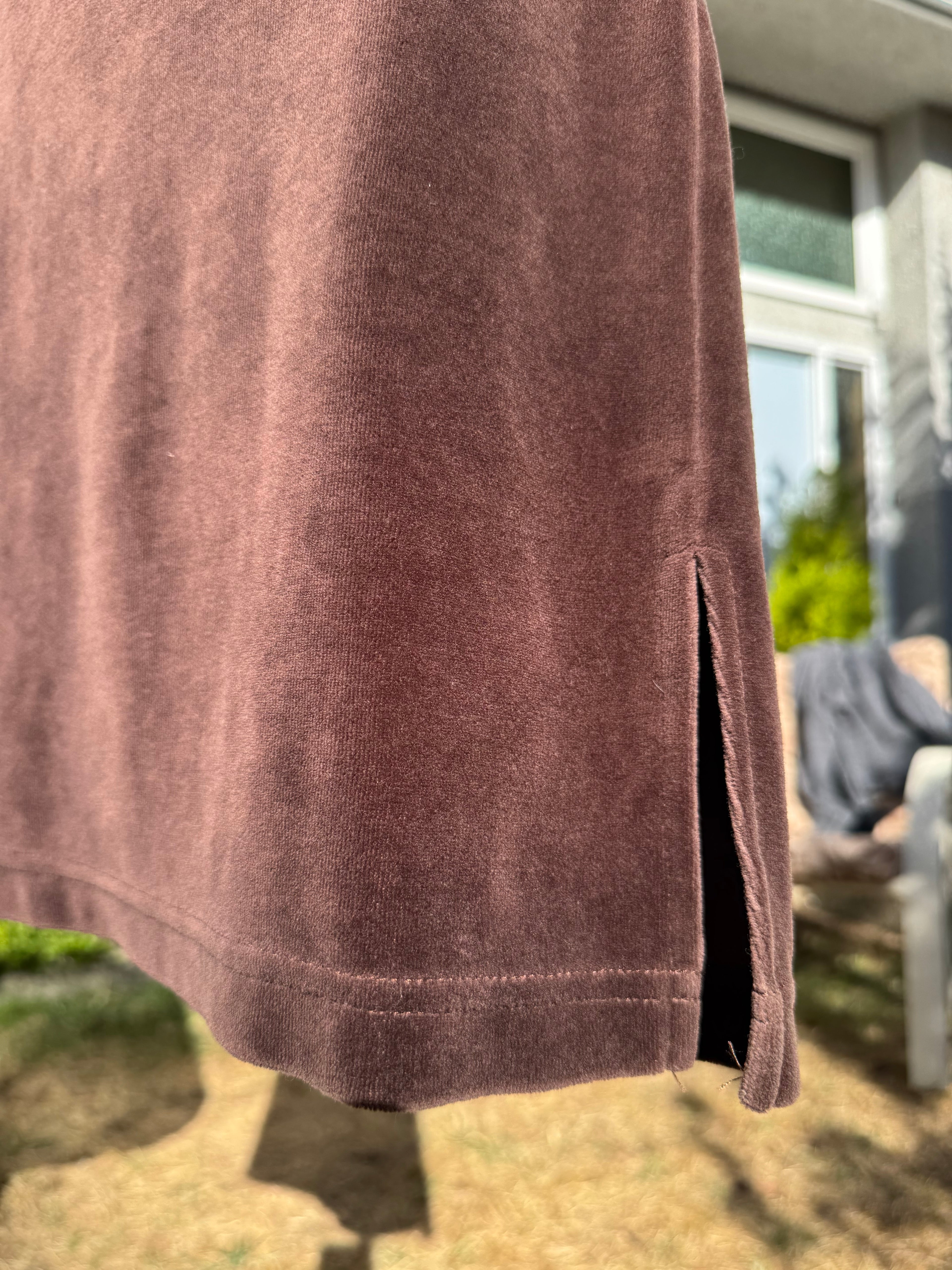 R00TS Velour Skirt- Consigned with VARDO Vintage & Valuables vvvardo.ca