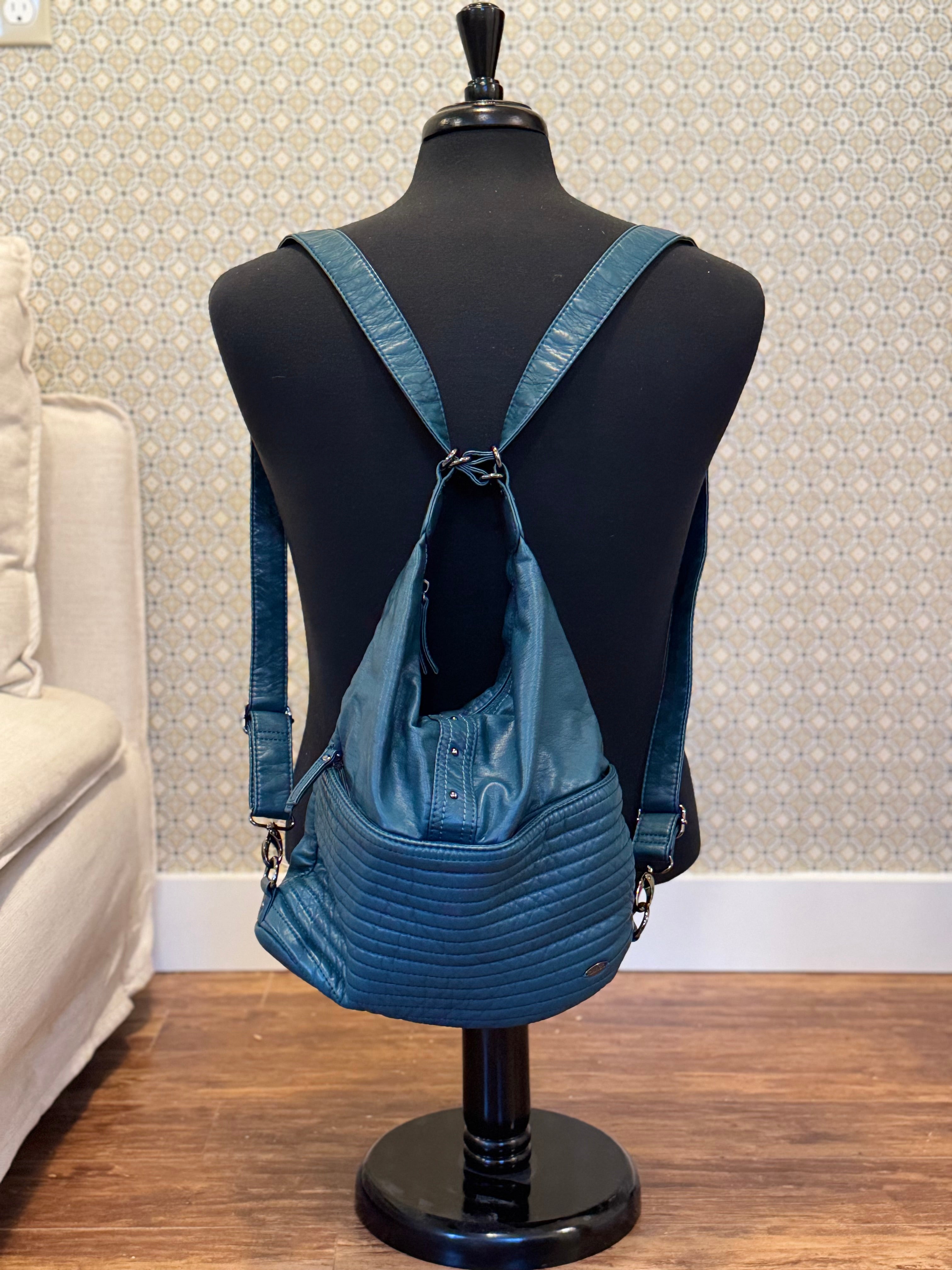 CARGO Teal Quilted Convertible bag/purse/knapsack- Consigned with VARDO Vintage & Valuables vvvardo.ca