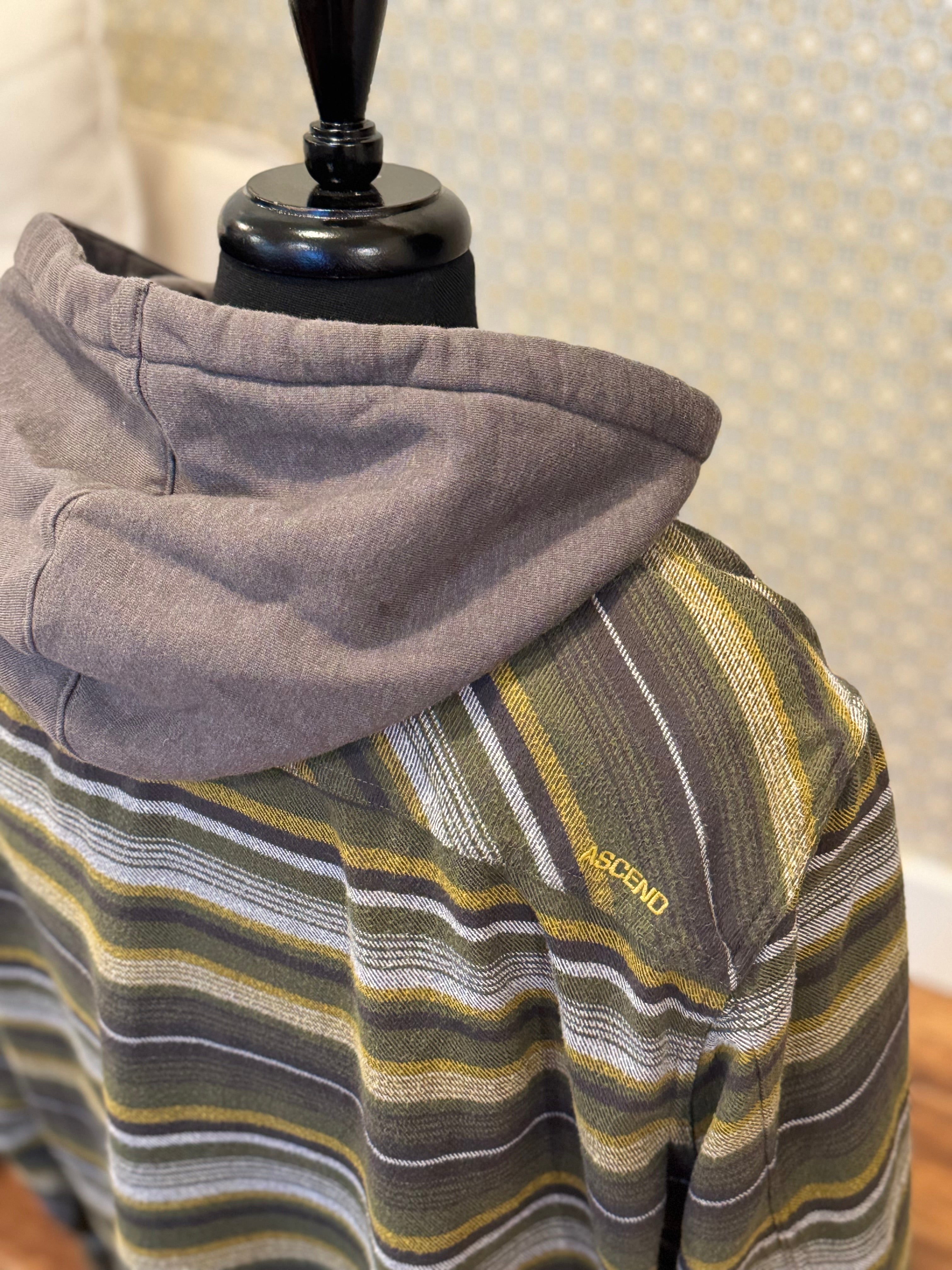 ASCEND Button-up Hoodie- Consigned with VARDO Vintage & Valuables vvvardo.ca