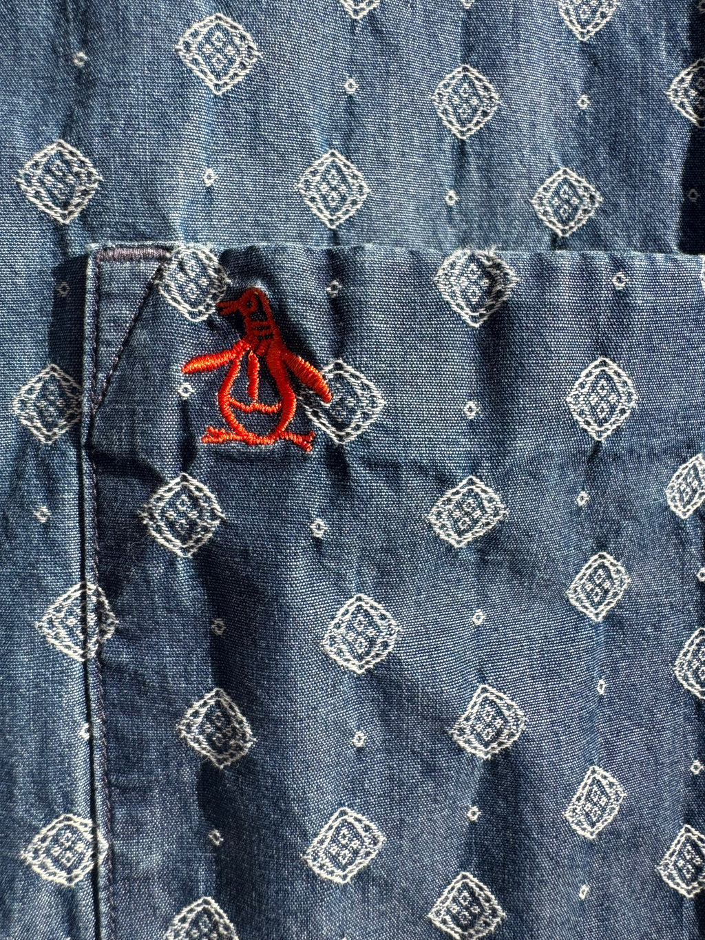 PENGUIN long sleeve button-up shirt- Consigned with VARDO Vintage & Valuables vvvardo.ca