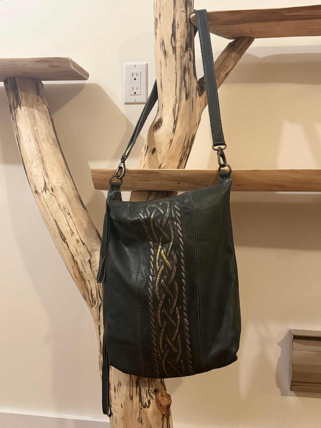 CELTIC KNOT design leather handbag- Consigned with VARDO Vintage & Valuables vvvardo.ca