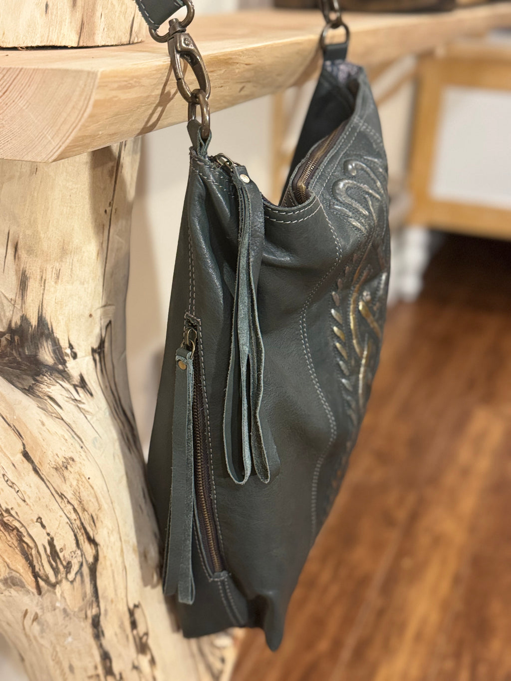 CELTIC KNOT design leather handbag- Consigned with VARDO Vintage & Valuables vvvardo.ca