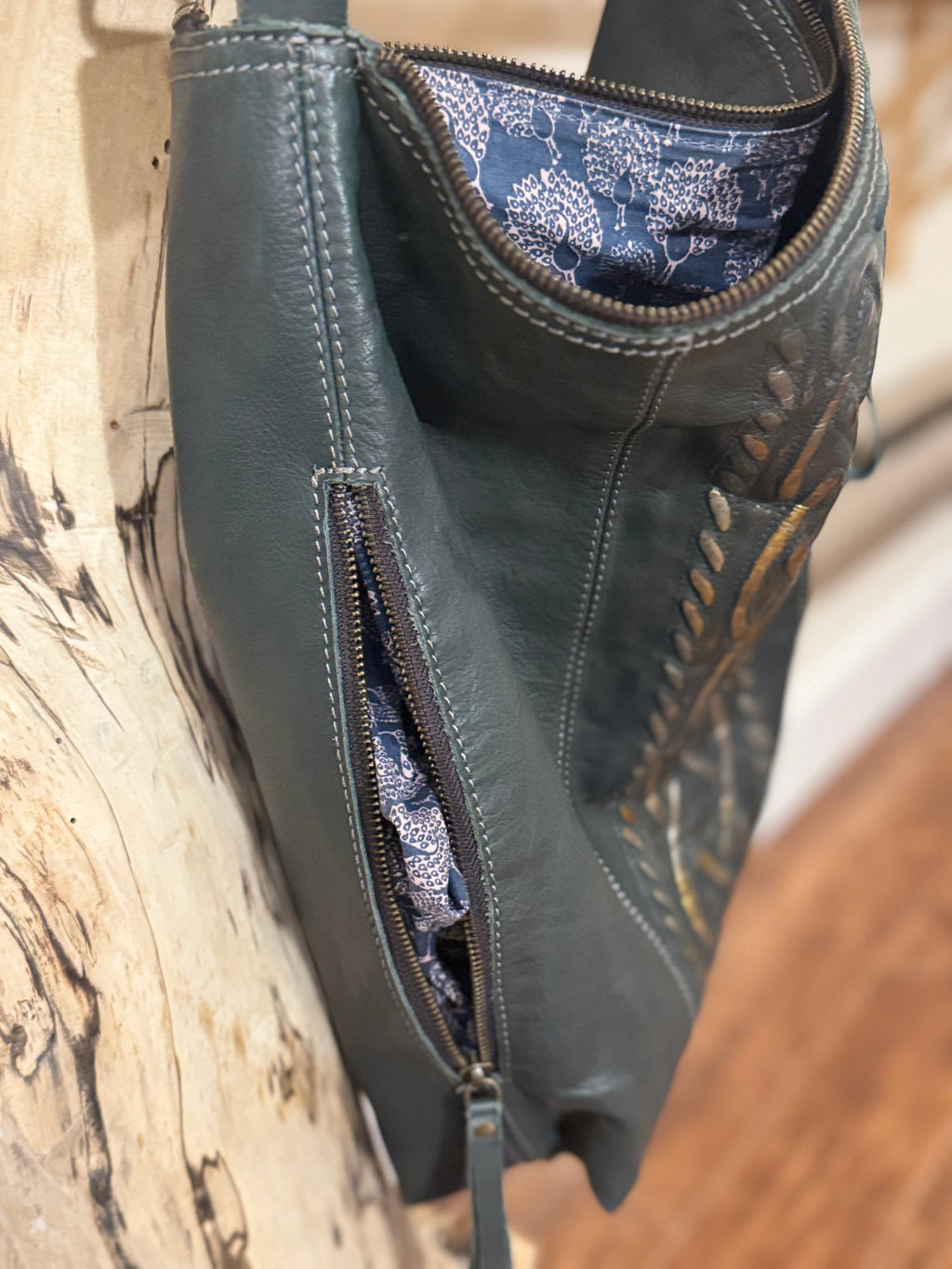 CELTIC KNOT design leather handbag- Consigned with VARDO Vintage & Valuables vvvardo.ca