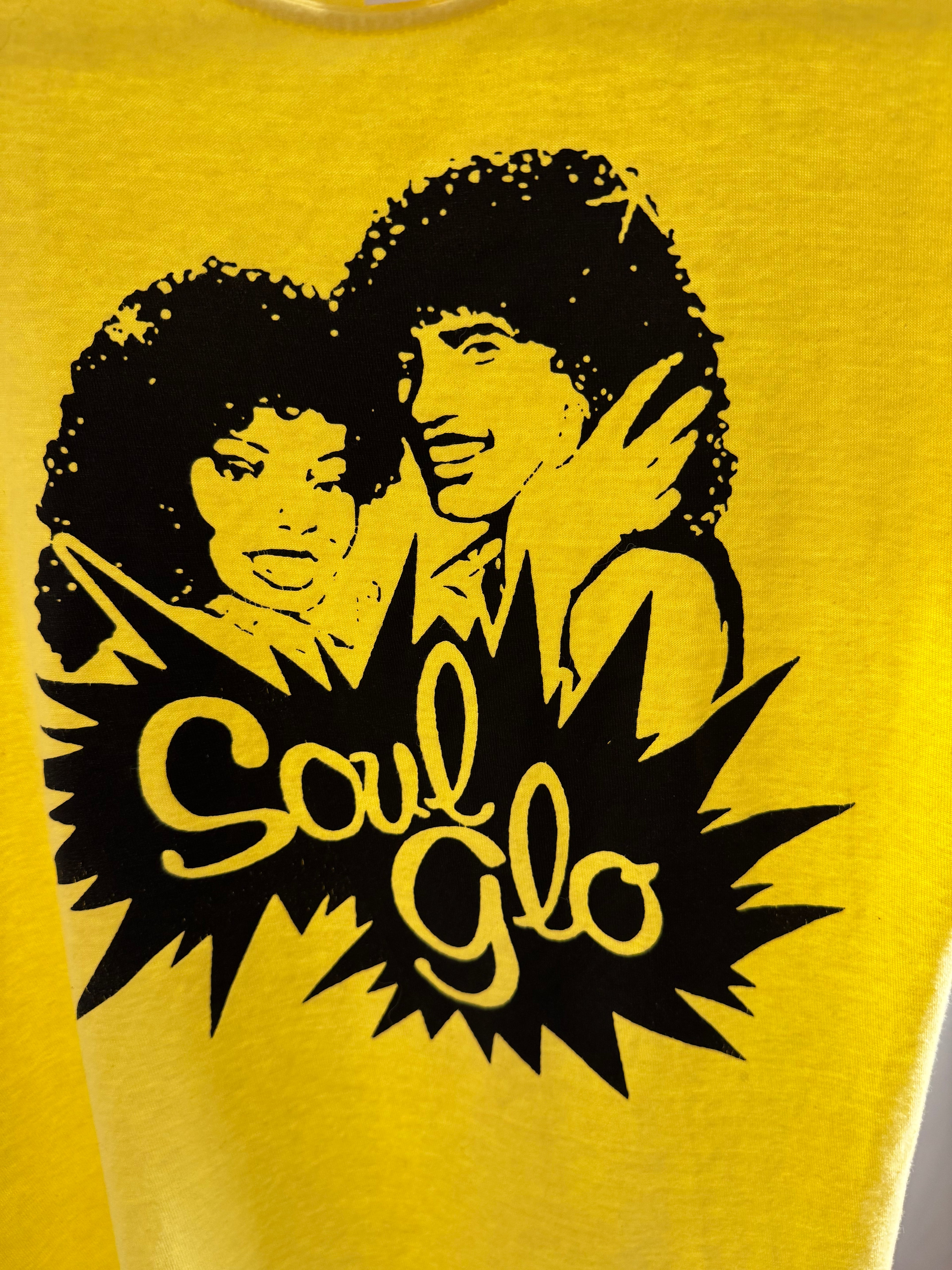 SOUL GLO t-shirt- Consigned with VARDO Vintage & Valuables vvvardo.ca