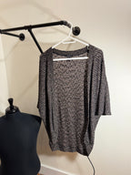 FOREVER 21 cardigan- Consigned with VARDO Vintage & Valuables vvvardo.ca