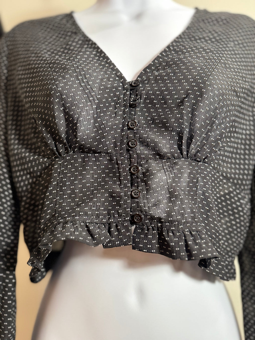 Dress Forum Black Cropped Blouse - V-Neck