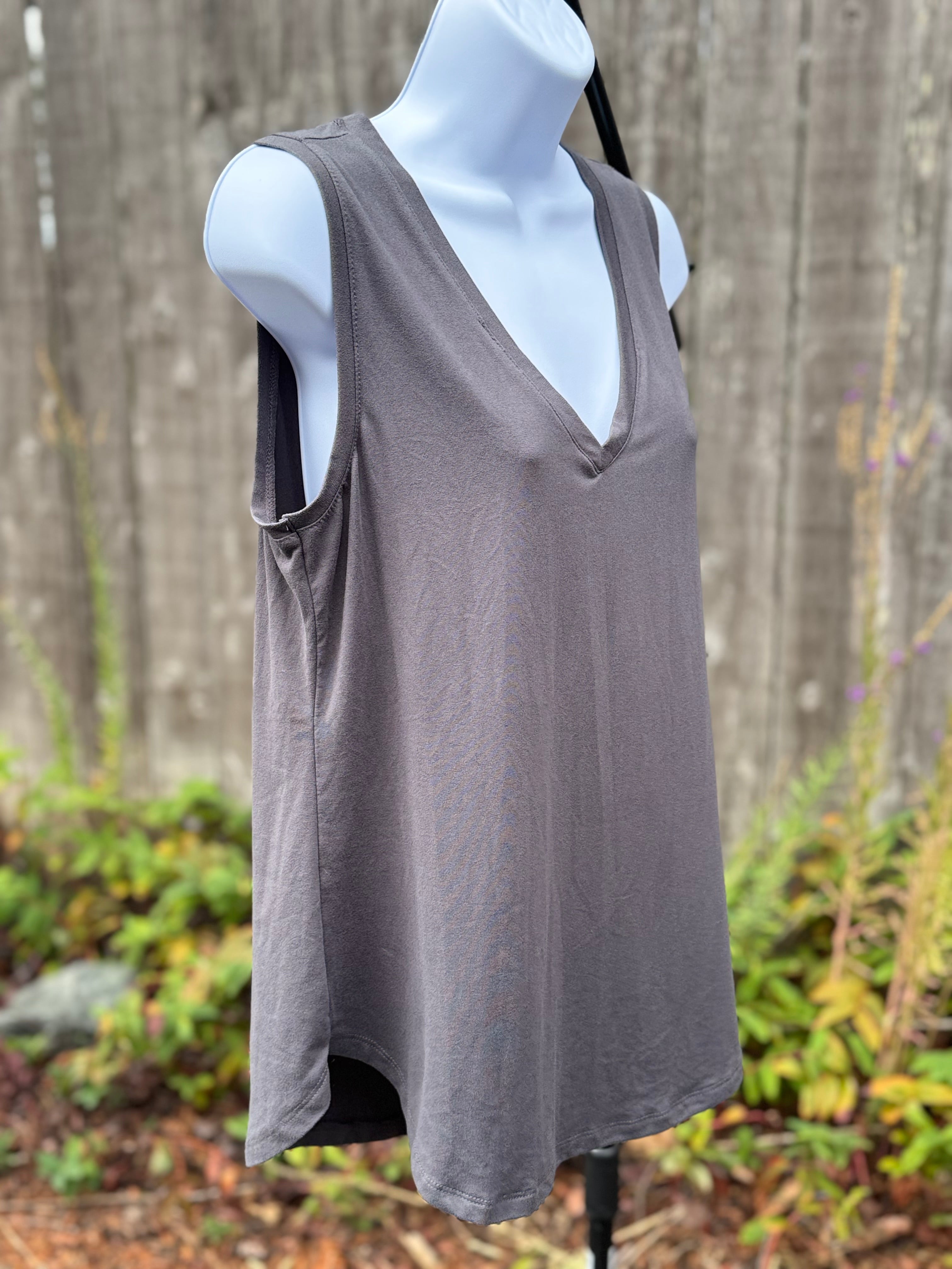 ECLIPSE- V-neck sleeveless top- Consigned with VARDO Vintage & Valuables vvvardo.ca