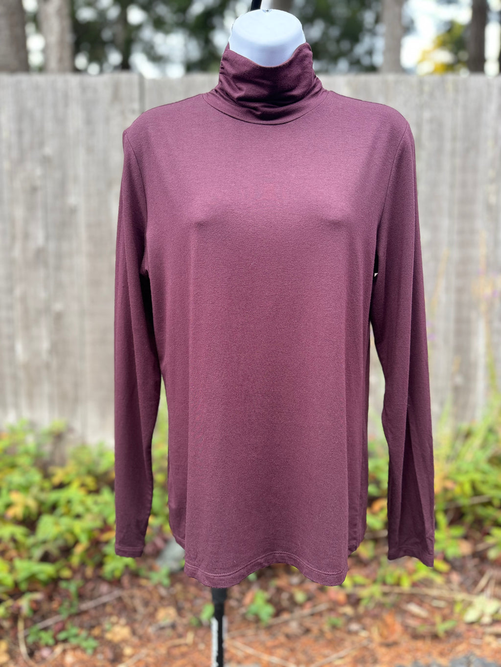STYLE&CO Turtle Neck Long Sleeve - Consigned with VARDO Vintage & Valuables vvvardo.ca