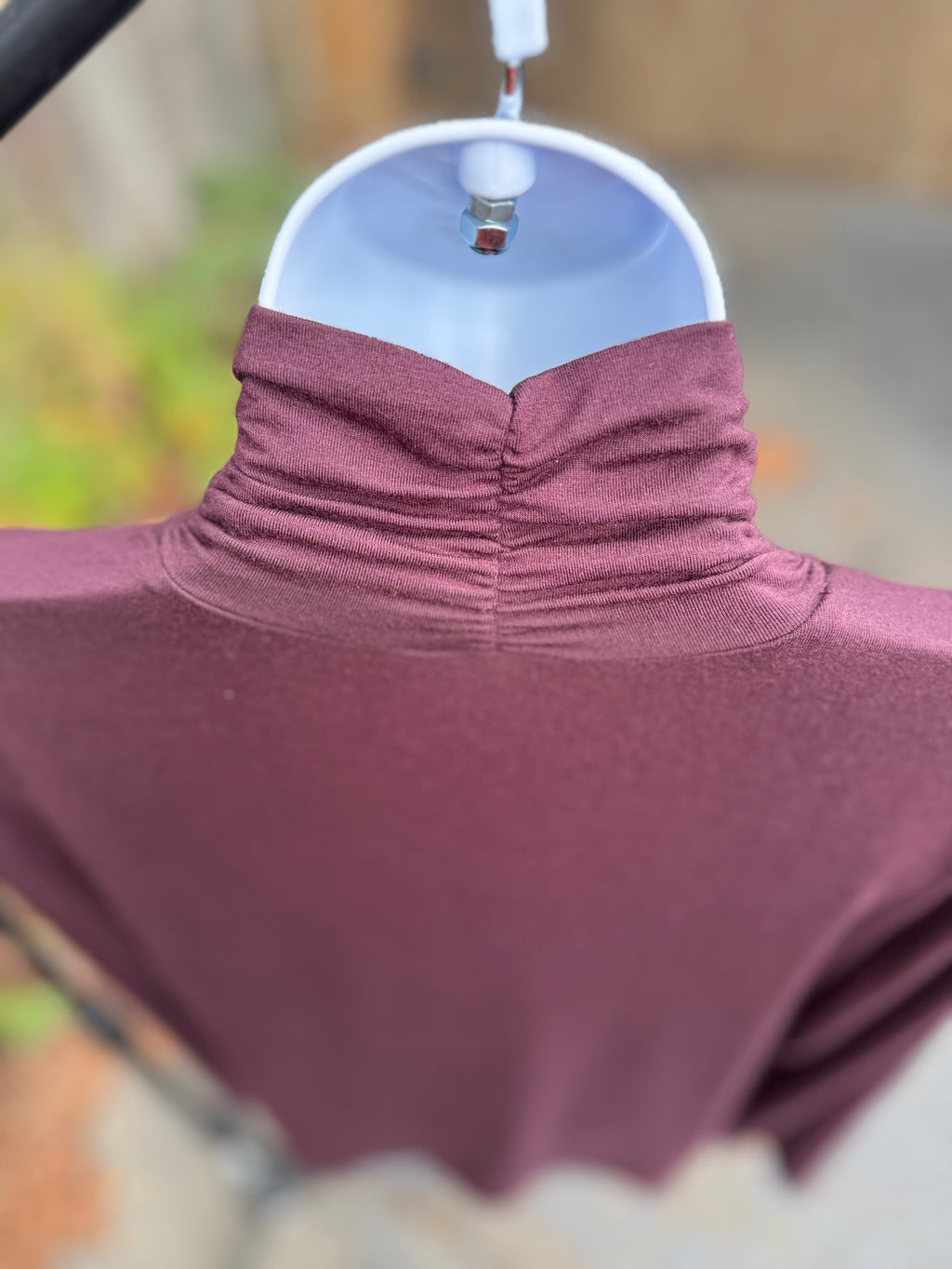 STYLE&CO Turtle Neck Long Sleeve - Consigned with VARDO Vintage & Valuables vvvardo.ca